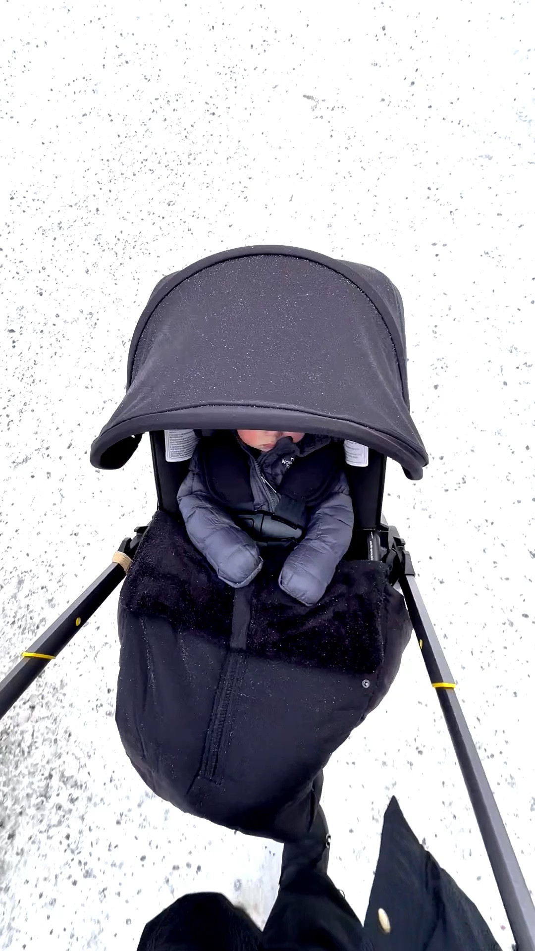 Spending the end of 2025 and start of 2026 in a winter wonderland ✨ 

Wishing you all a very happy new year 🎊 

#LTKmomlife #LTKTravel #LTKBaby