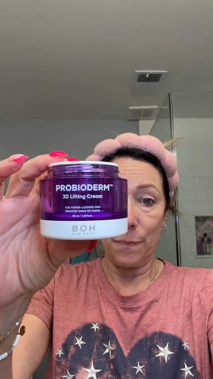 The Probioderm 3D Lifting Cream has been such a good addition to my skincare routine when my skin needs extra hydration and support. It feels rich, nourishing, and leaves my skin looking smoother and more refreshed.@BIOHEAL BOH #probioderm #3dliftingcream #firmingskincare #matureskincare #over50beauty