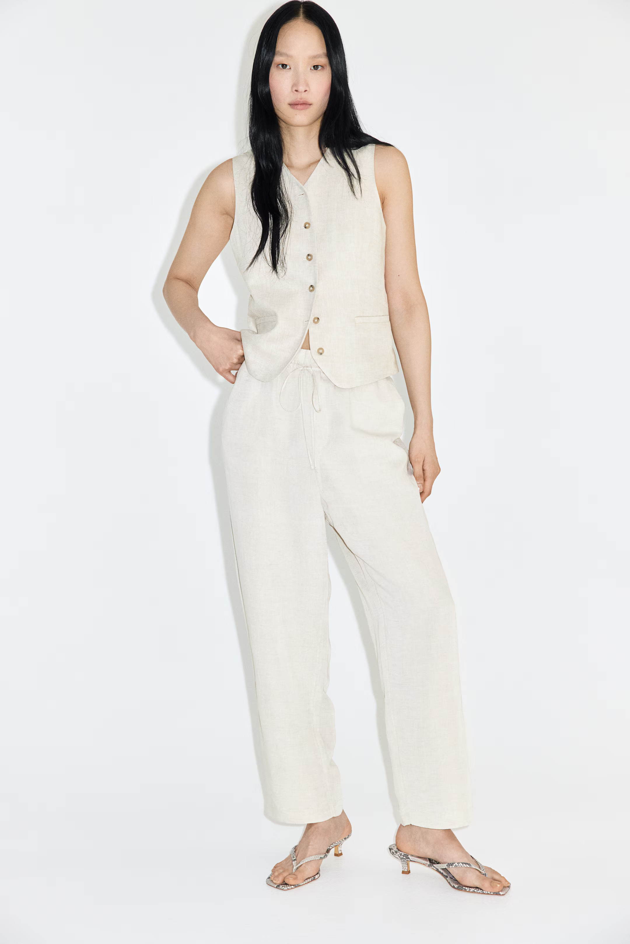 Linen-Blend Drawstring Pants | H&M (US + CA)