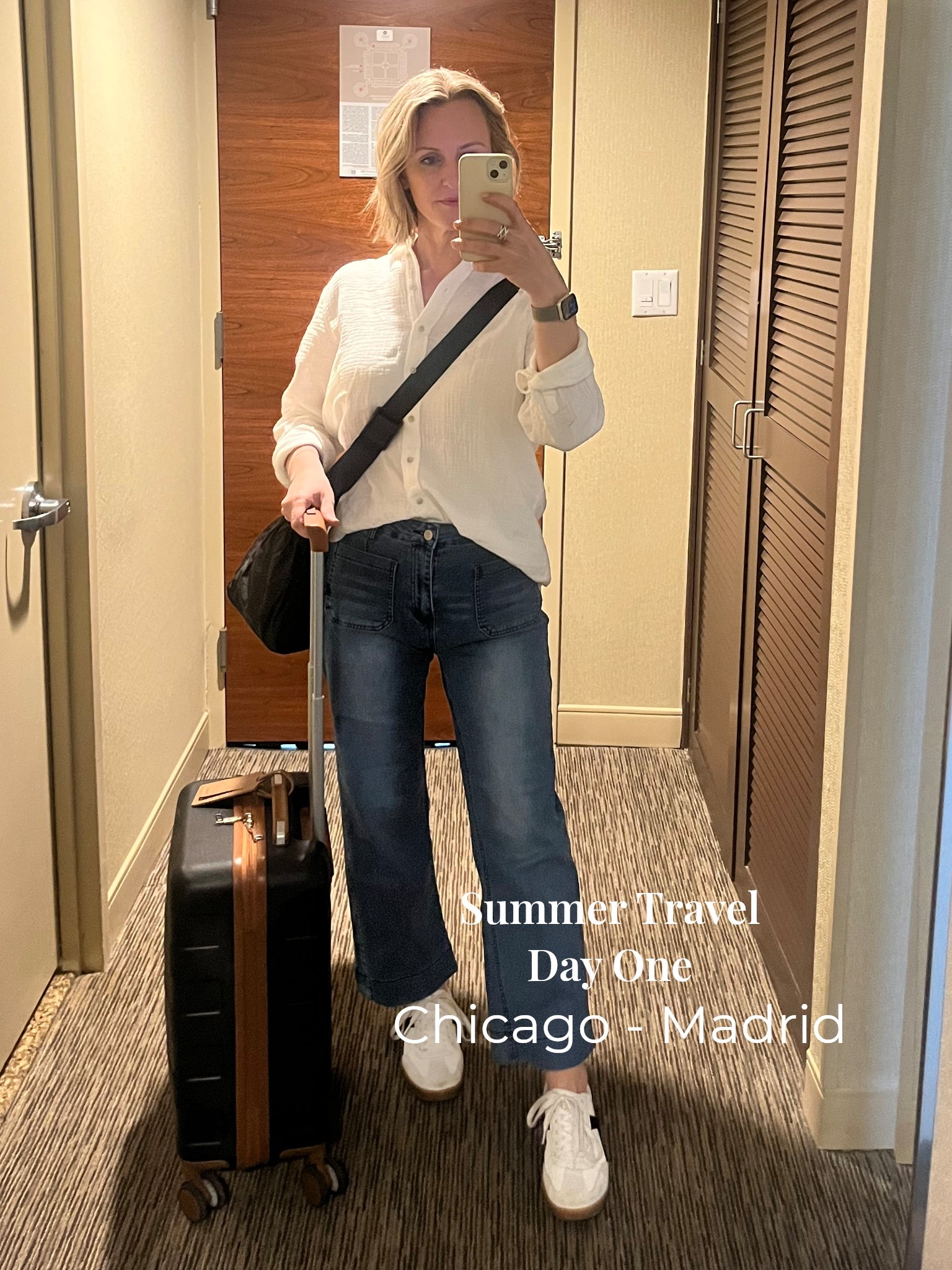 Comfy jeans + top for a long flight, but perfectly put together when you land in Madrid and hit the ground running! The linen top embraces wrinkles from the flight, and it was cooling for the humidity and heat while touring the city. The jeans are stretchy and comfy, and the $20 Walmart sneakers were perfect for my tired feet! 