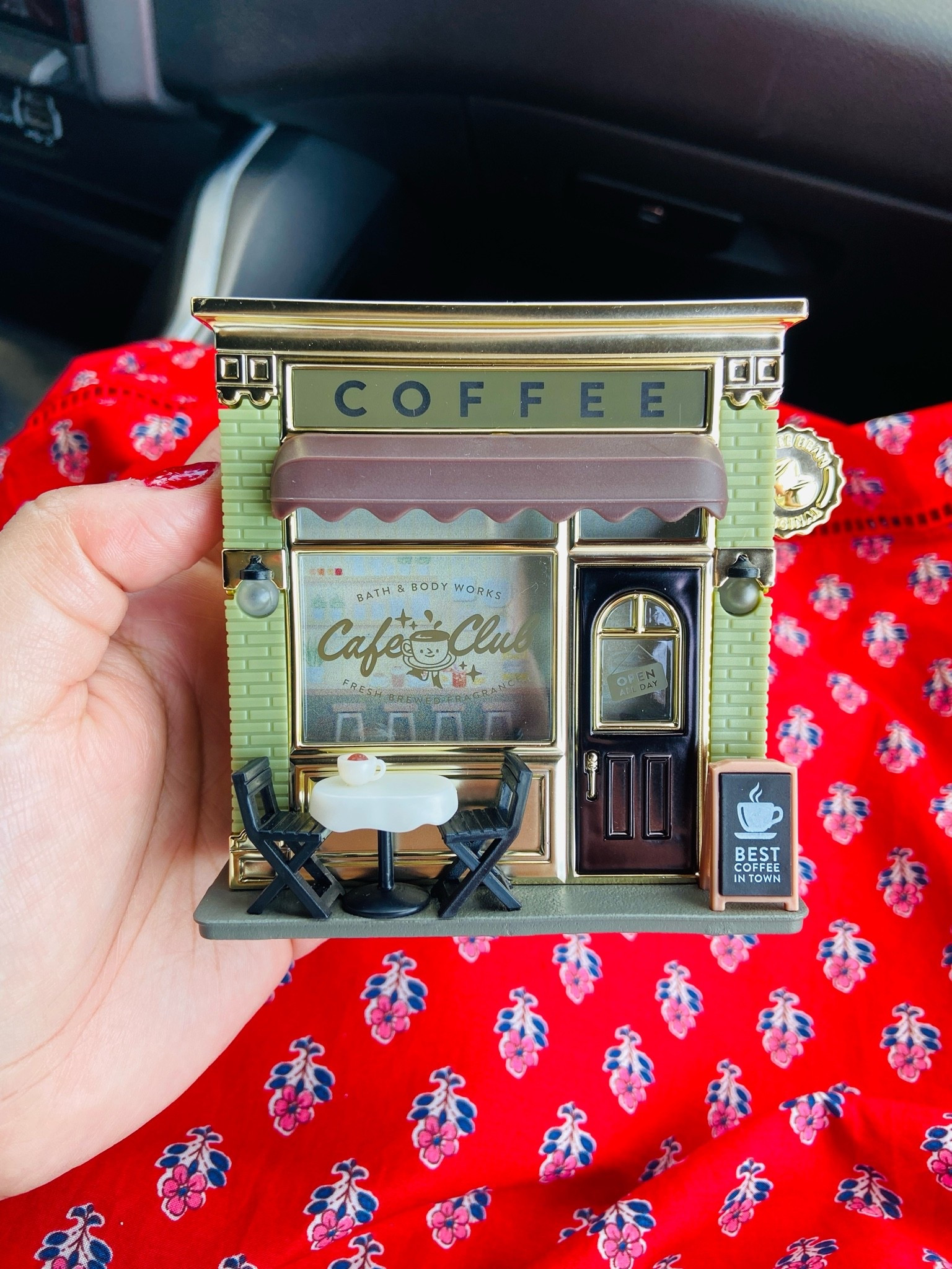 The cutest little wallflower plug-in at Bath & Body Works ☕️

#LTKdayinmylife #LTKHome #LTKSeasonal