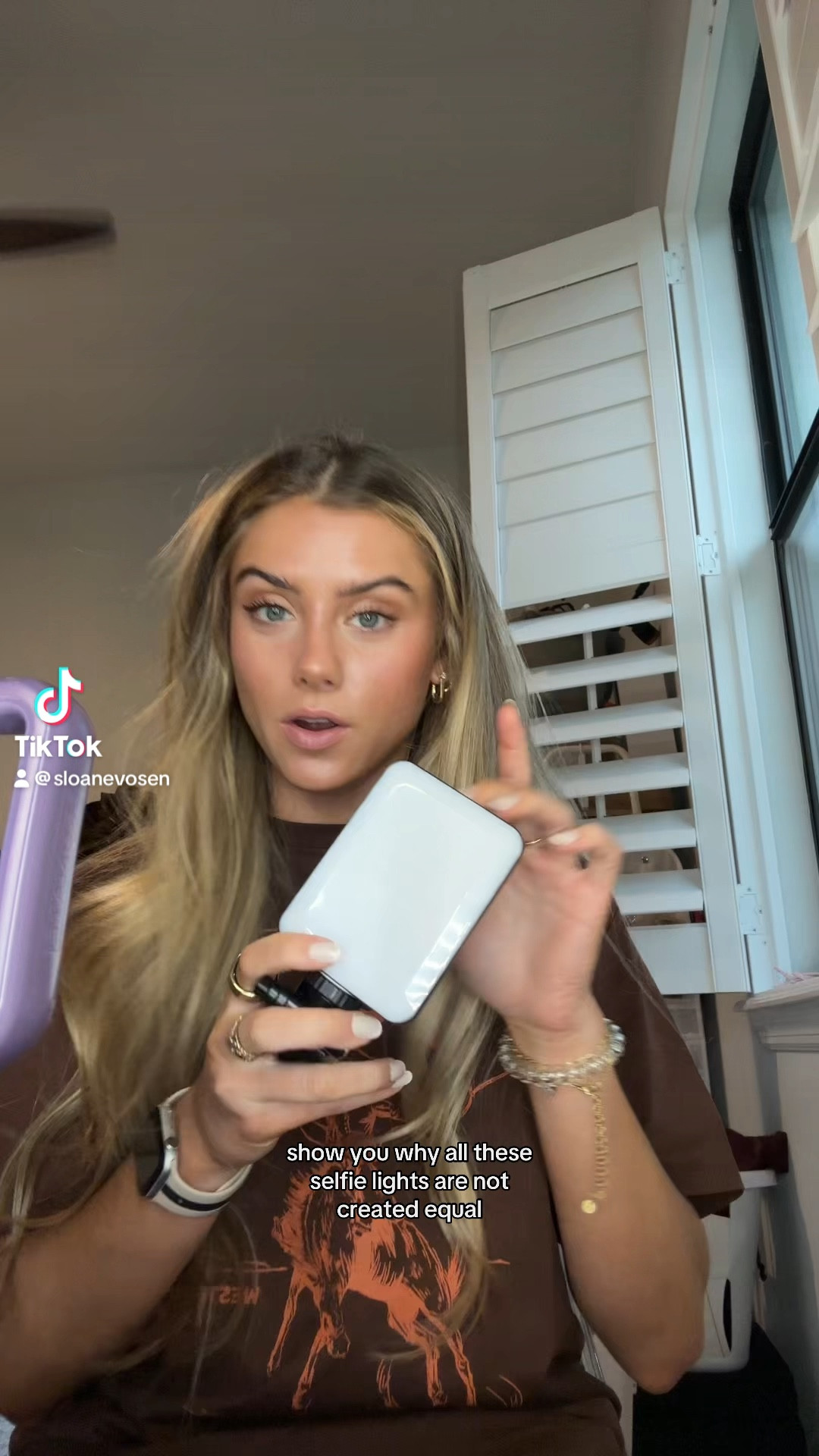 the difference that good lightning makes is a game charger to taking fire selfies or content. 📸

#selfielight #goodlighting #goodlightingcheck #selfielighting #alixearlelight #cliponlight #portablelight #tiktokshop #ttsacl #starbeauty #tiktokshopping #tiktokshopfinds #viralselfielight #tiktokshopviral #ringlight #selfiehacks 

#LTKTravel #LTKVideo #LTKFindsUnder50