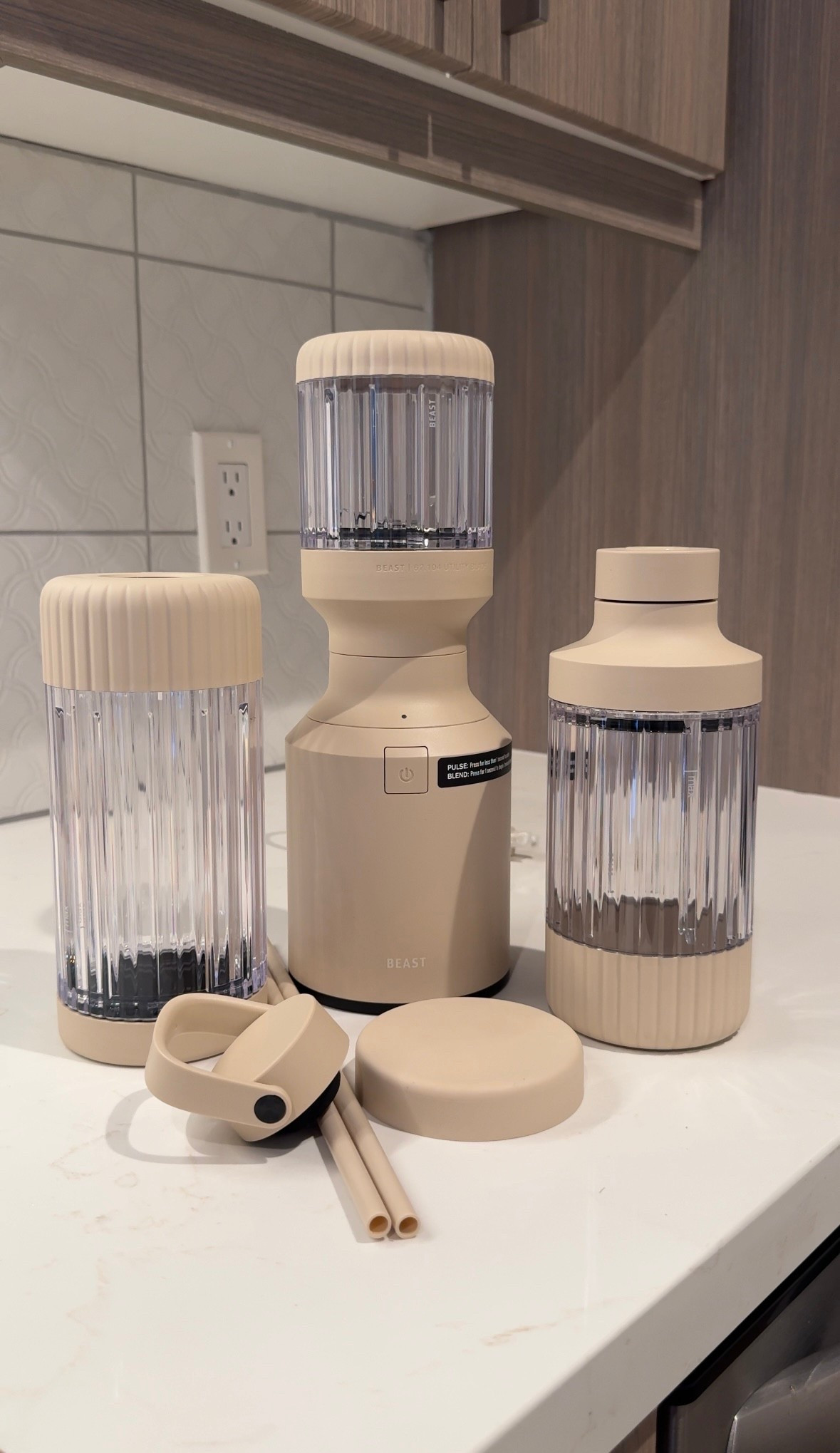 Neutral home finds 
Beast blender 

#LTKGiftGuide #LTKFindsUnder100