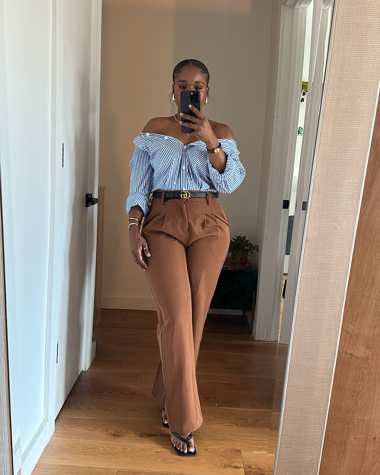 I don’t have to wear trousers for my career but I love the versatility of these pants. 

#LTKFindsUnder50 #LTKPetite #LTKStyleTip