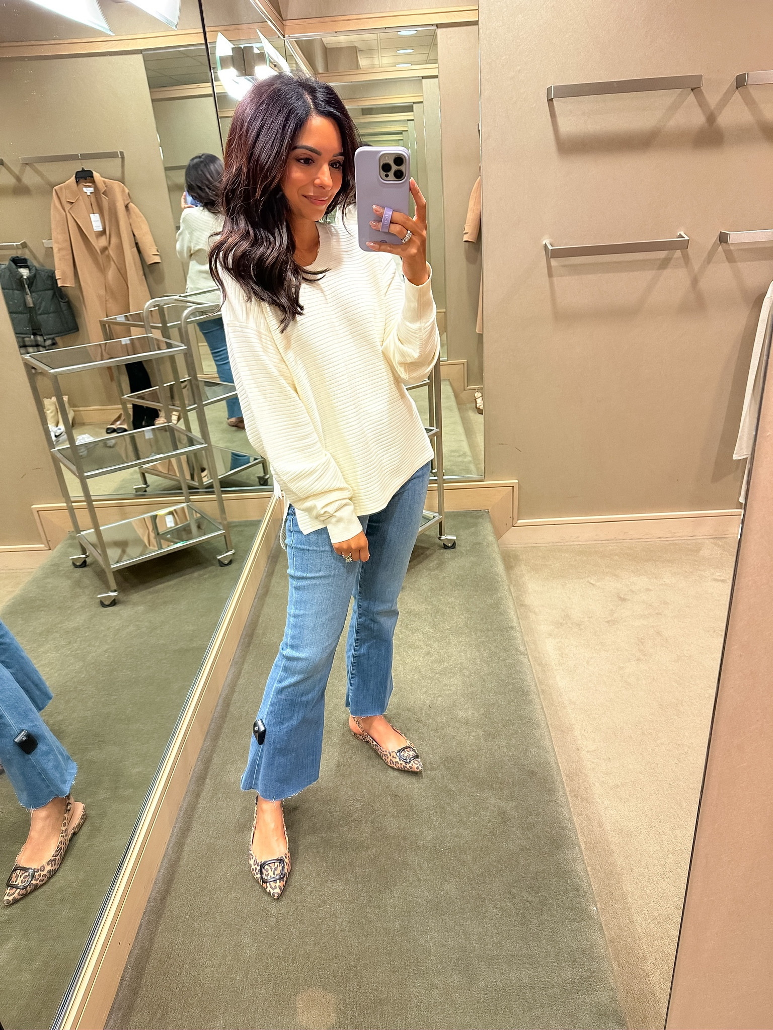 These Frame jeans are going to be a staple in my wardrobe this fall. I’m wearing a 24 in the jeans and XS in the sweater. 

#LTKxNSale