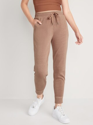 Mid-Rise Vintage Street Jogger Sweatpants for Women | Old Navy (US)