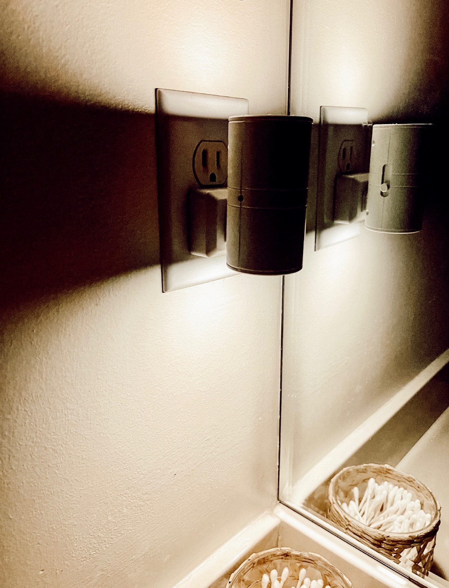 Best night light from Amazon! (And it’s dimmable) 💡

#LTKhome