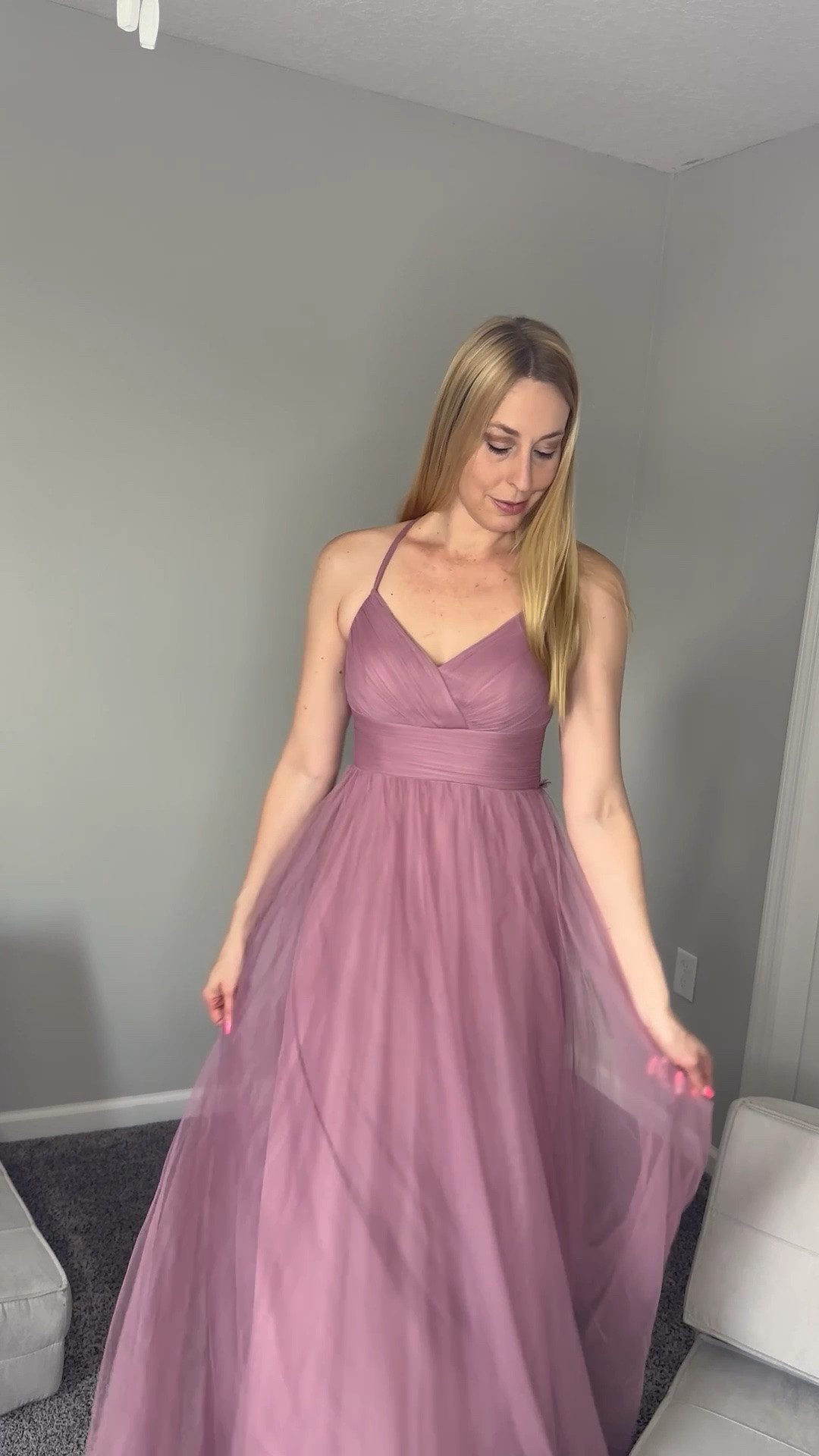 Elegant summer wedding guest dress 
💓I love color and the lace back 
💓 it does have some stretch
💓 wearing size small, fits true to size and I am 5’10”
💓 SHEIN fashion, SHEIN under $50 find