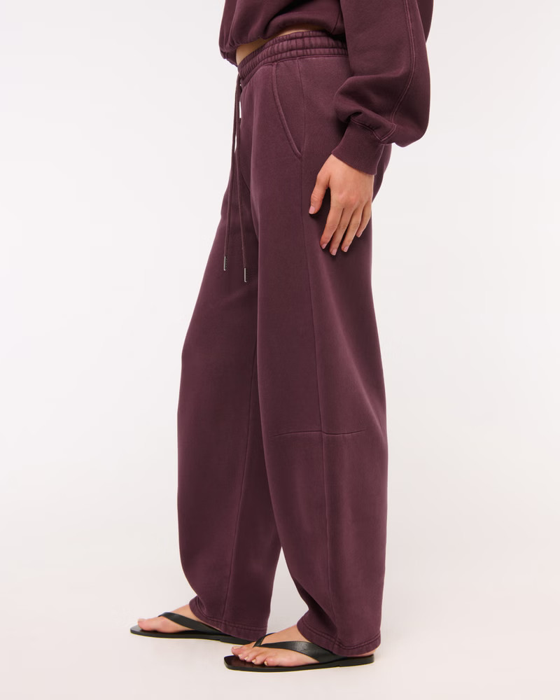 Women's High Rise Barrel Sunday Sweatpant | Women's Bottoms | Abercrombie.com | Abercrombie & Fitch (US)