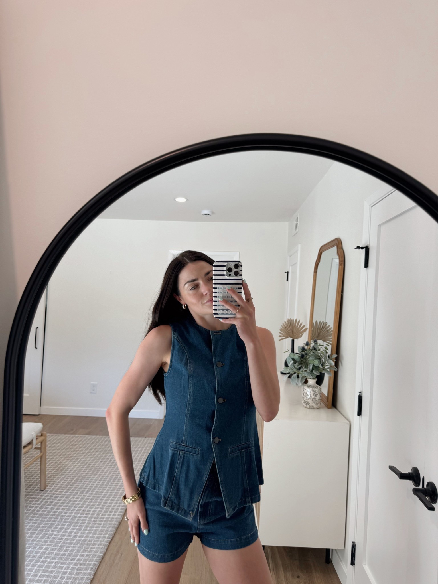 This set!!! You need immediately  

#LTKFindsUnder100 #LTKFindsUnder50 #LTKStyleTip