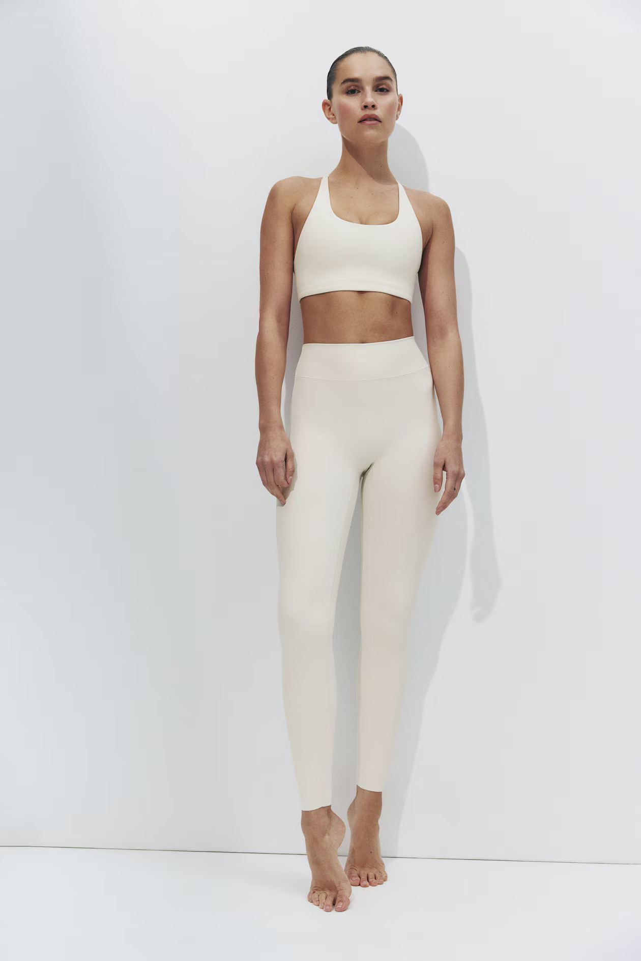 Women's Ivory SculptMove™ Leggings | H&M CA | H&M (US + CA)