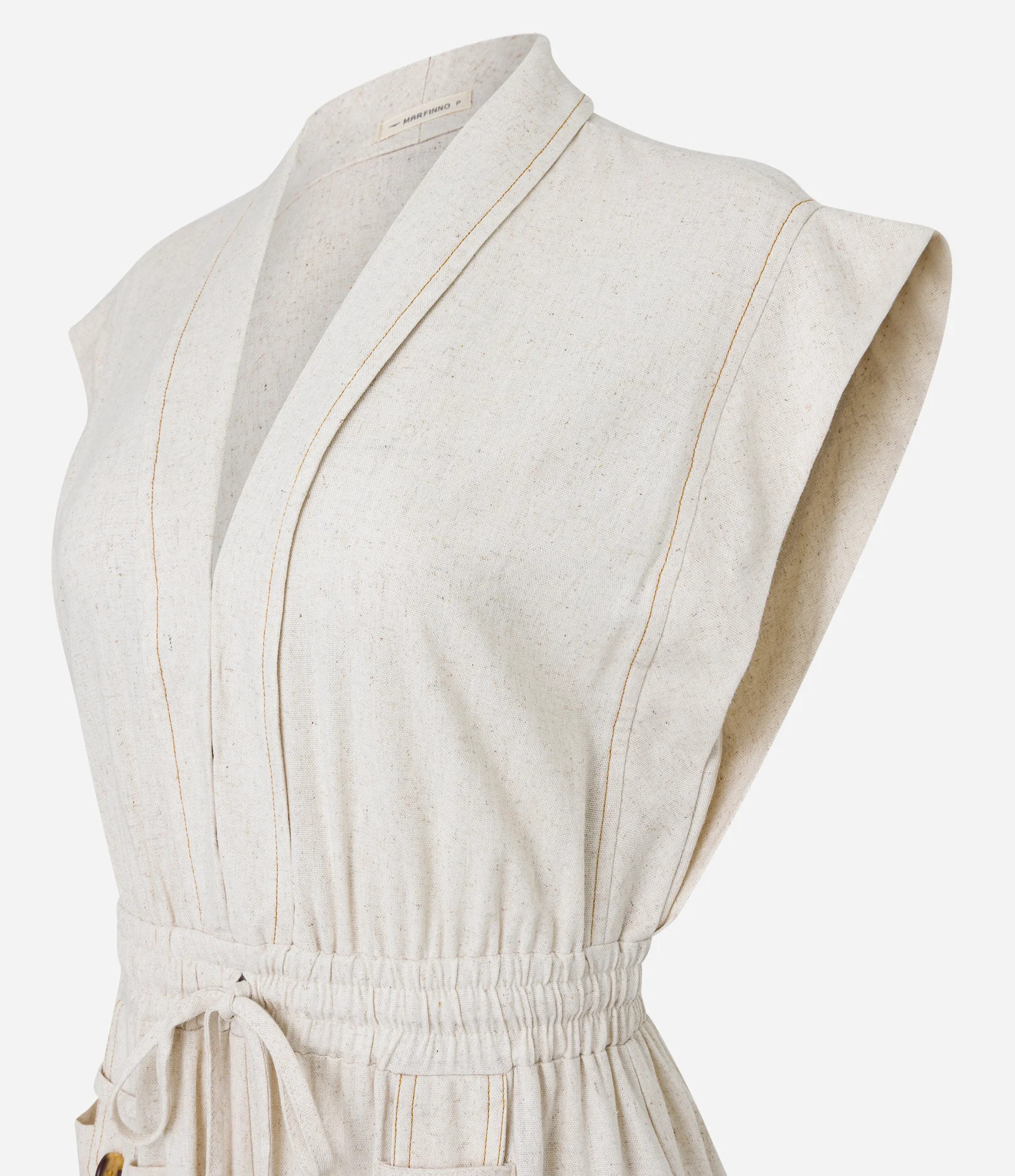 Macaquinho Sem Manga em Viscolinho com Amarração Bege - Lojas Renner | Renner (BR)