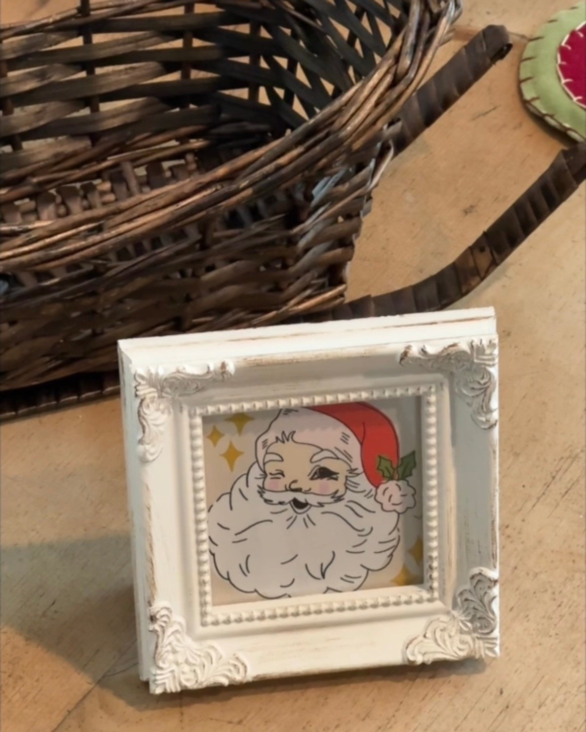 a little vintage santa magic for my table from the letter vee 🎅🏻🌲 


#LTKSeasonal #LTKGiftGuide #LTKHoliday