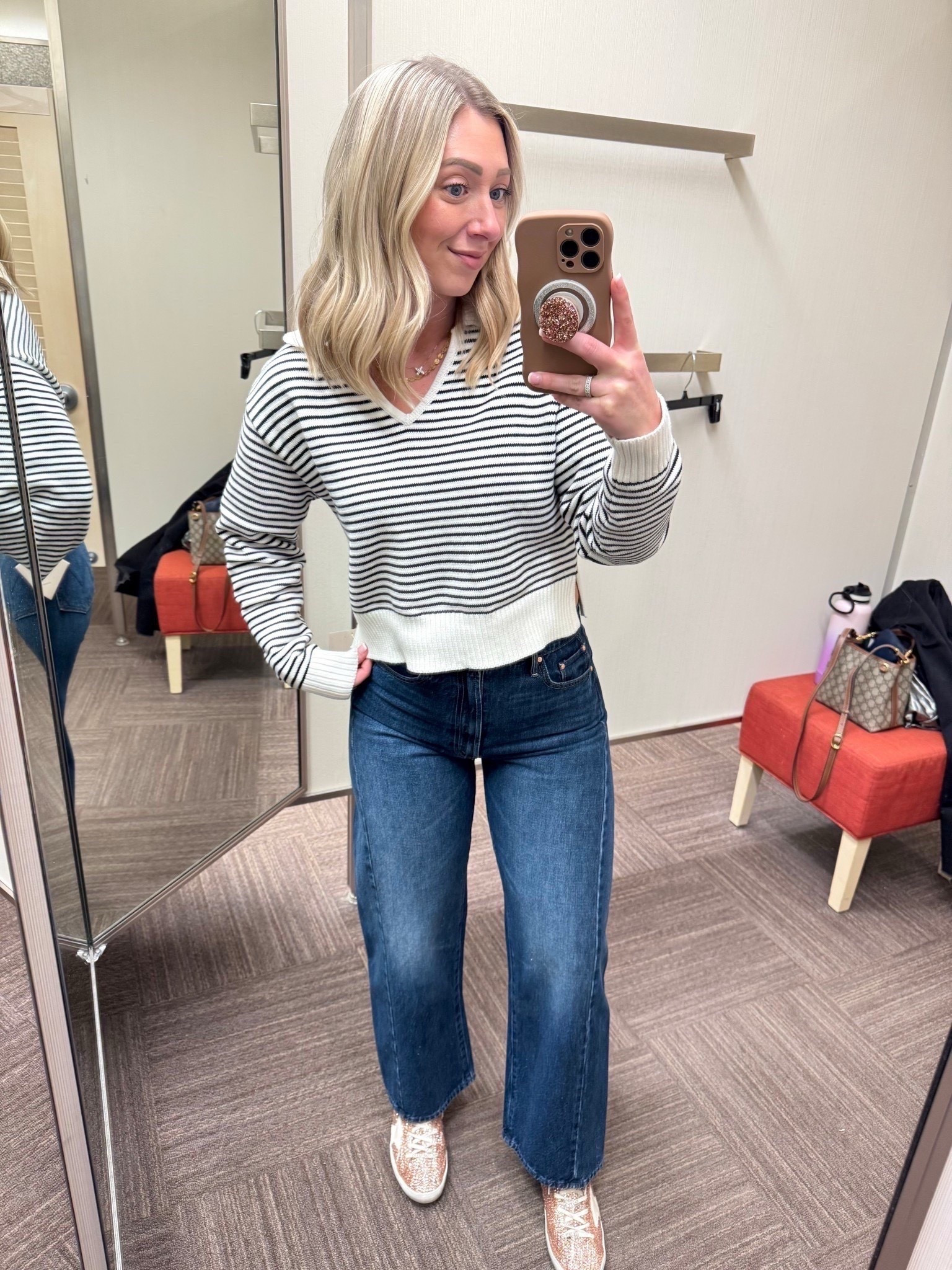 Mother Barrel Jeans 💙 SIZE UP, I’m a true size 4/27 and these are a size 28!

Barrel jeans, mother denim, Nordstrom, gifts for her 

#LTKGiftGuide #LTKHoliday #LTKPetite