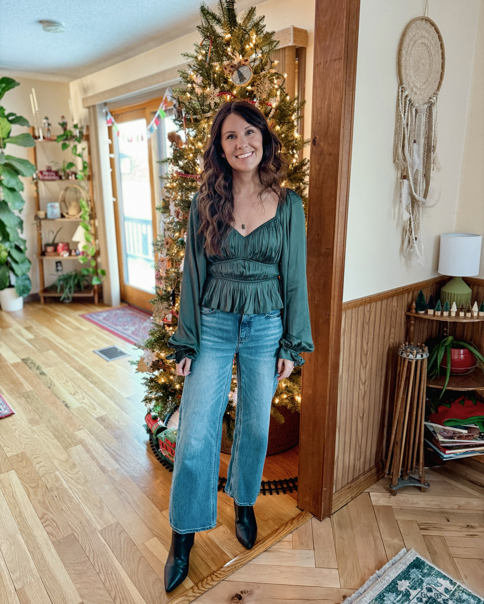 Wearing xs in my top, 24 in a 26” inseam in my jeans. My boots are older so I linked similar ones. I also linked the bra I wear with this kind of top.
My necklace is from Seladesigns.com and is called the restore necklace (use MARISSA10 for $$ off) 

#LTKFindsUnder100 #LTKPetite #LTKFindsUnder50