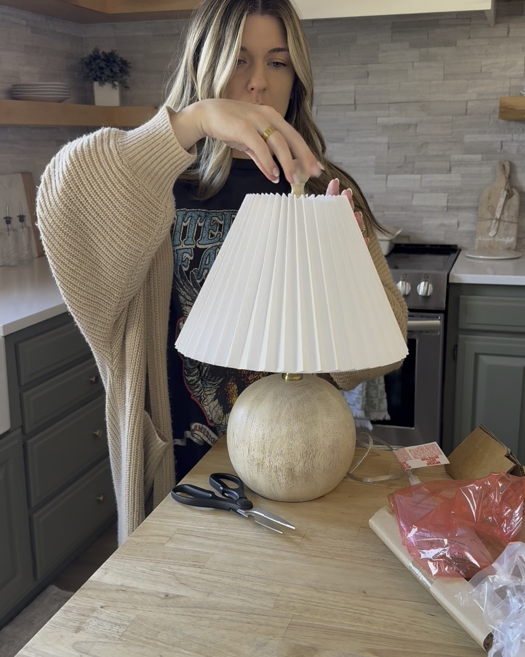 Kitchen lamp, kitchen counter lamp, studio mcgee, Allen and Roth, Lowe’s and Target 

#LTKHome #LTKFindsUnder50 #LTKWatchNow