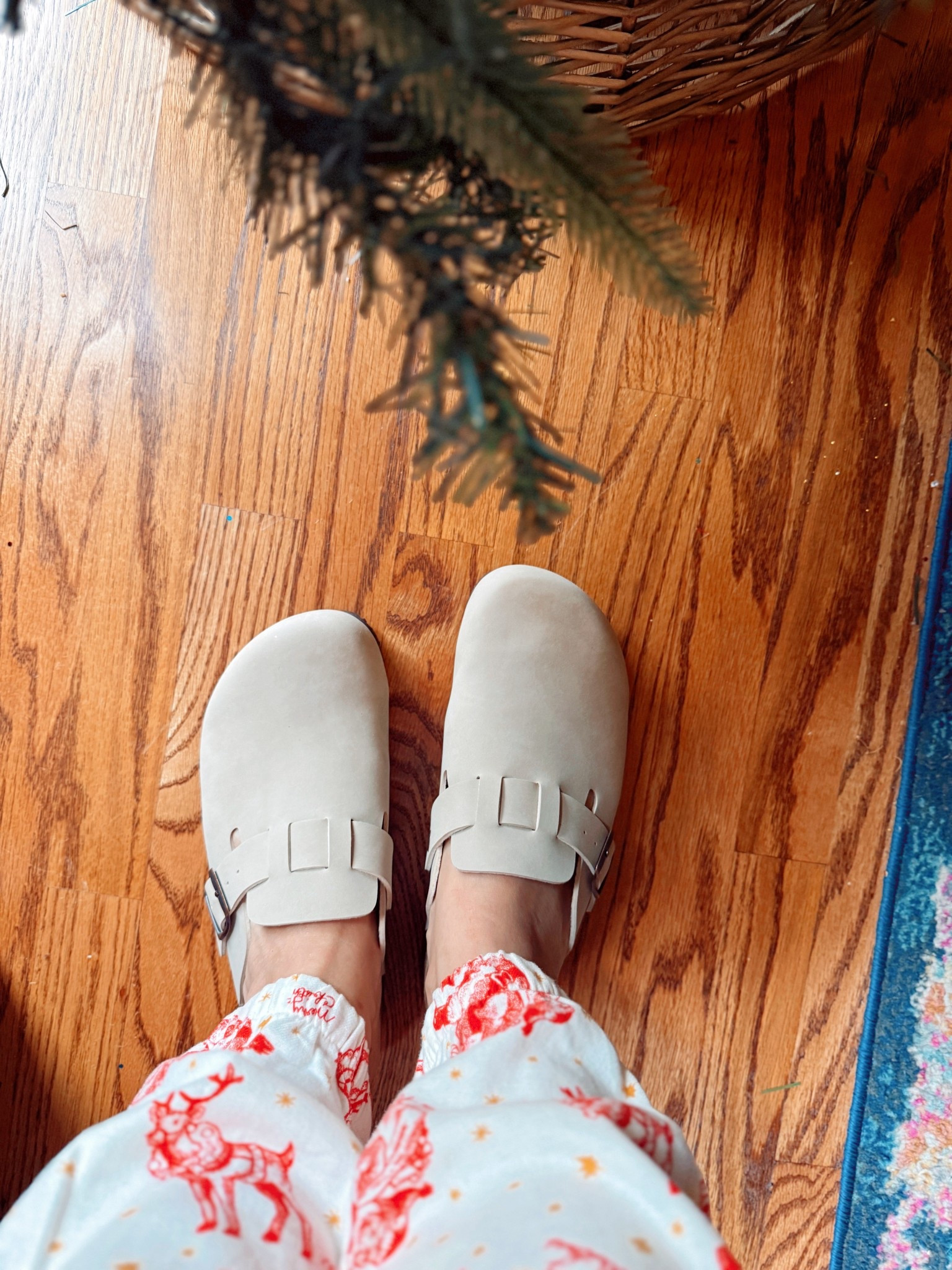 My new favorite shoes - suede clogs. Comfy, trendy and so good!

Clogs Winter Shoes Casual Shoes

#LTKSeasonal #LTKOver40 #LTKootd