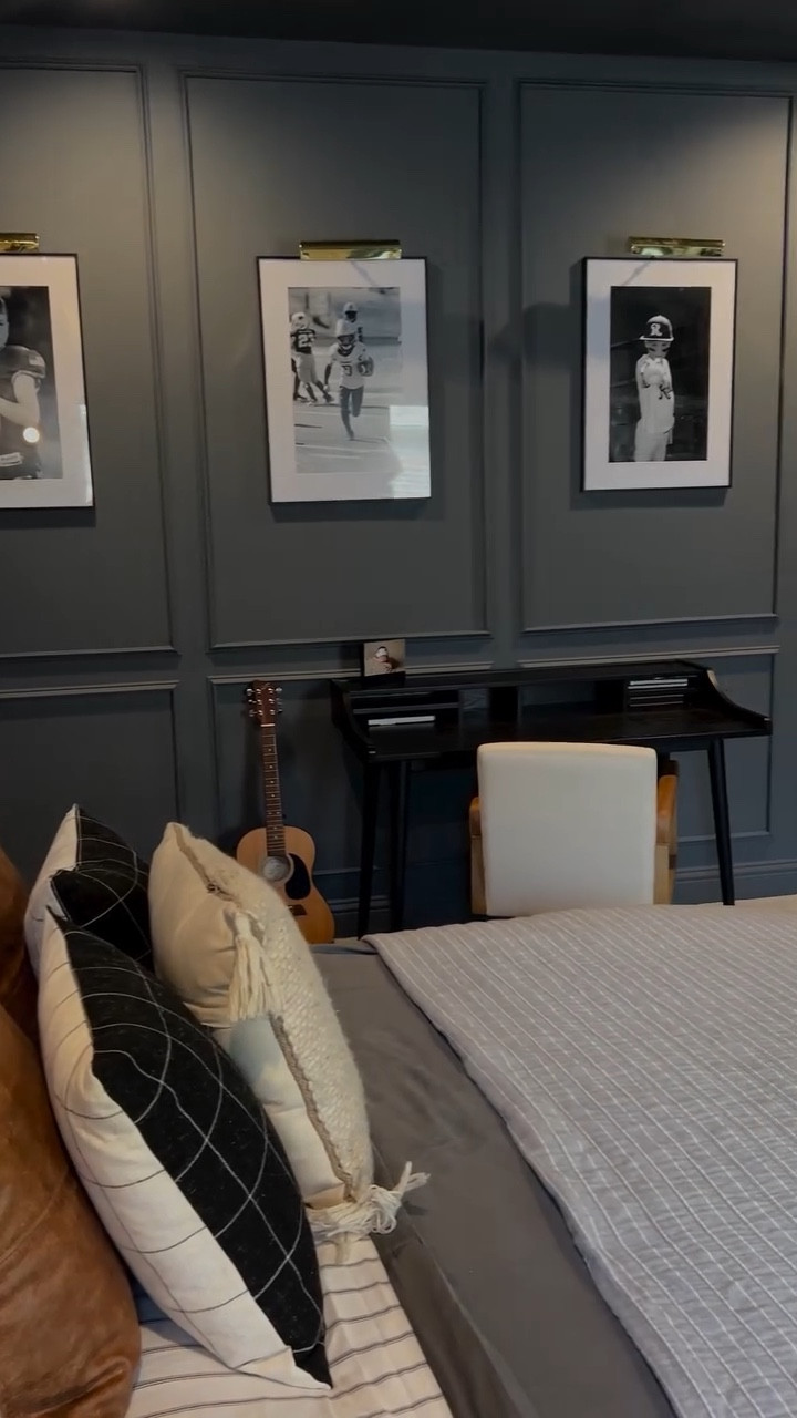 Still one of my favorite transformations to date…. Boys bedroom decor. 



#homedecor #diyhomedecor #boysbedroom #kidsroom #homedesign

#LTKHome #LTKKids