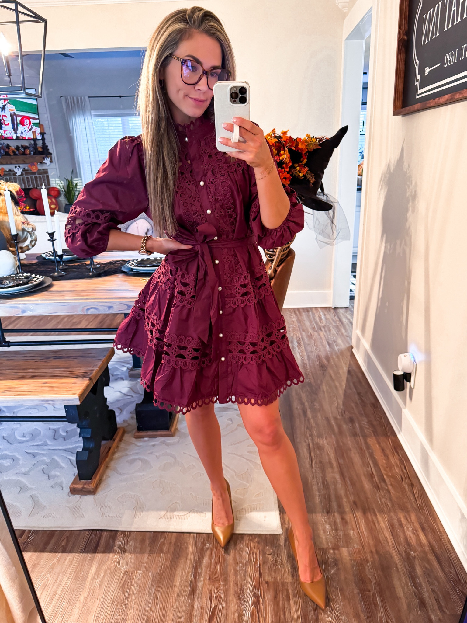 The details on this dress 😍

Fall fashion. Outfit inspo. Family photos. Holiday photos. OOTD. 

#LTKHoliday #LTKStyleTip #LTKSeasonal