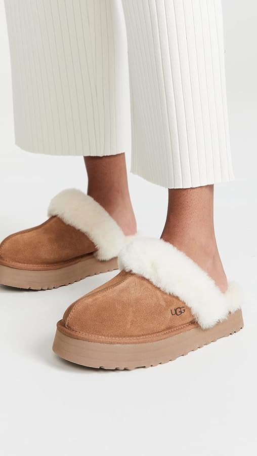UGG Women's, Disquette Slipper | Amazon (US)