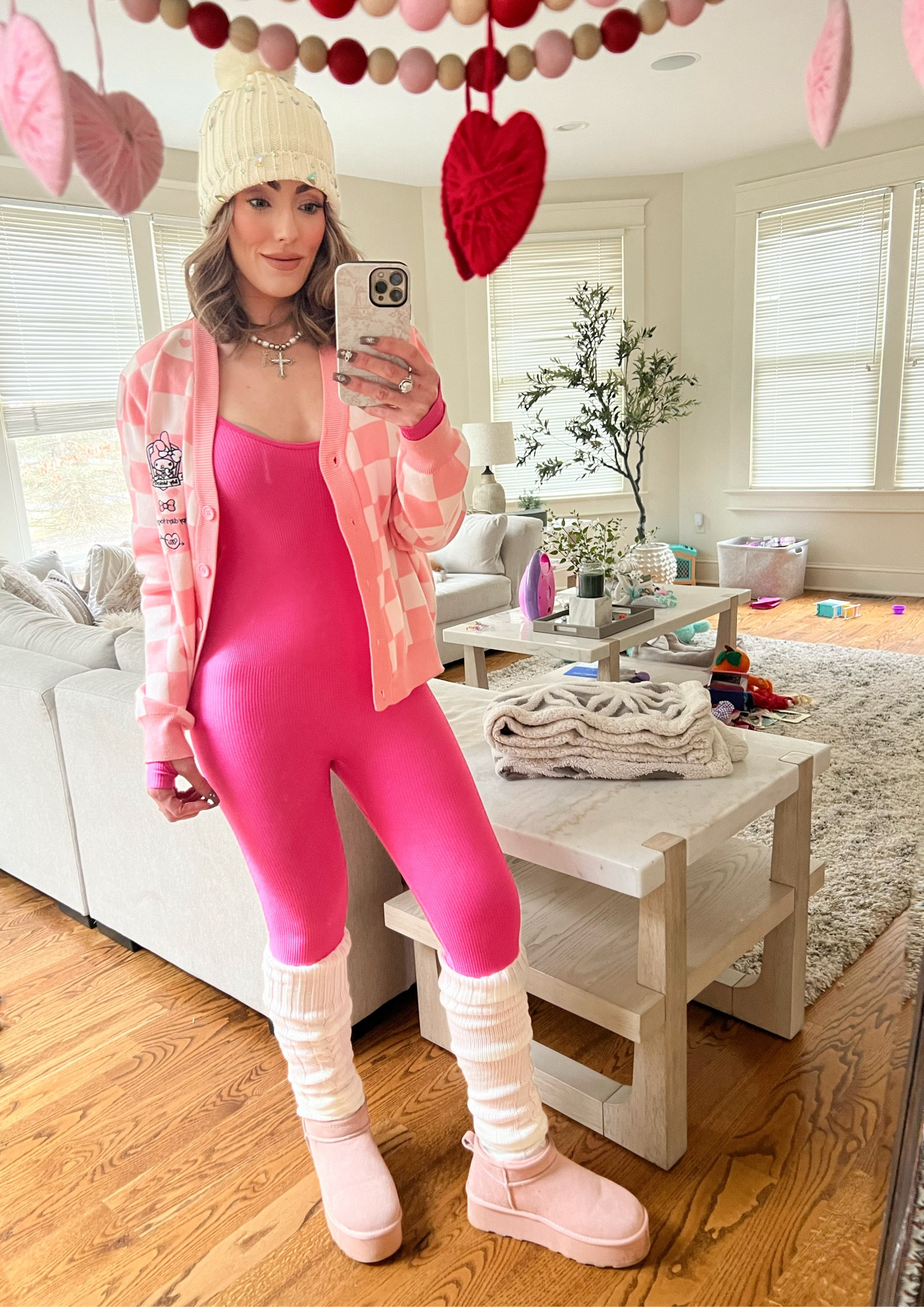 Valentine’s Day OOTD💕

#LTKSeasonal #LTKstyletip #LTKfindsunder100