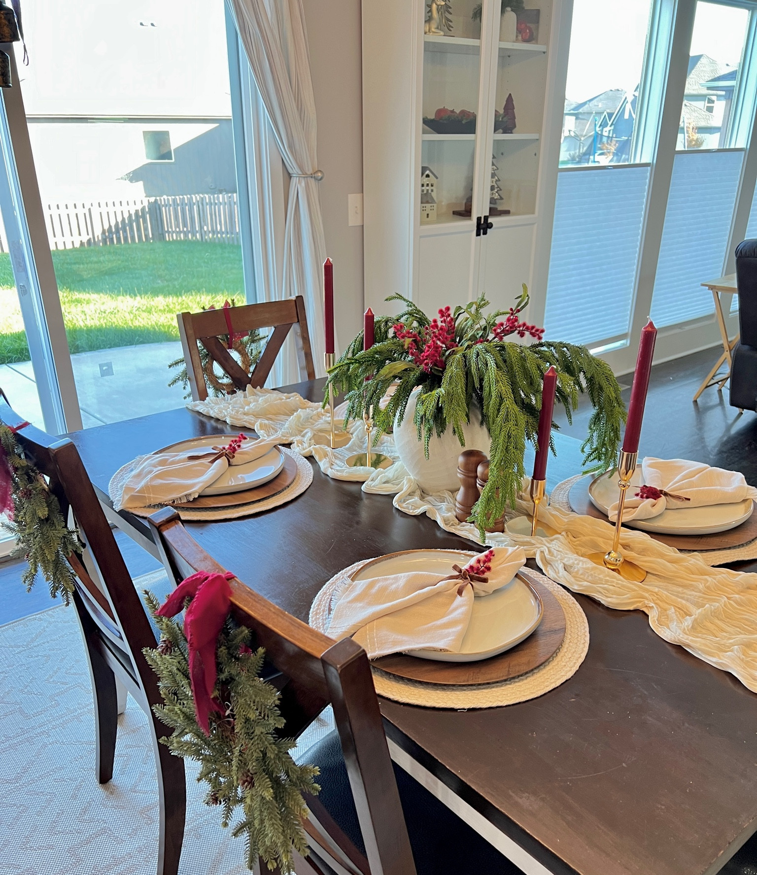 🎄My Christmas tablescape. When it's comes to Christmas season, the dining table it's one of the places in my home where I like to add those deep reds and burgundy pops of color. It Brings a holiday and celebration feel to the table. The dining table is where you and the family actively share moments and conversations, so those pop of colors keeps the energetic feeling and celebration time. 🍷

#LTKhome #LTKSeasonal #LTKHoliday