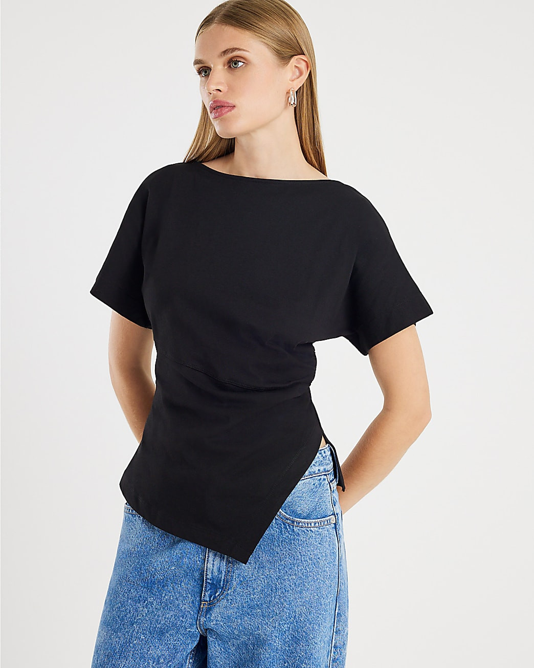 Black Short Sleeve Drape Side T-shirt | River Island UK & IE