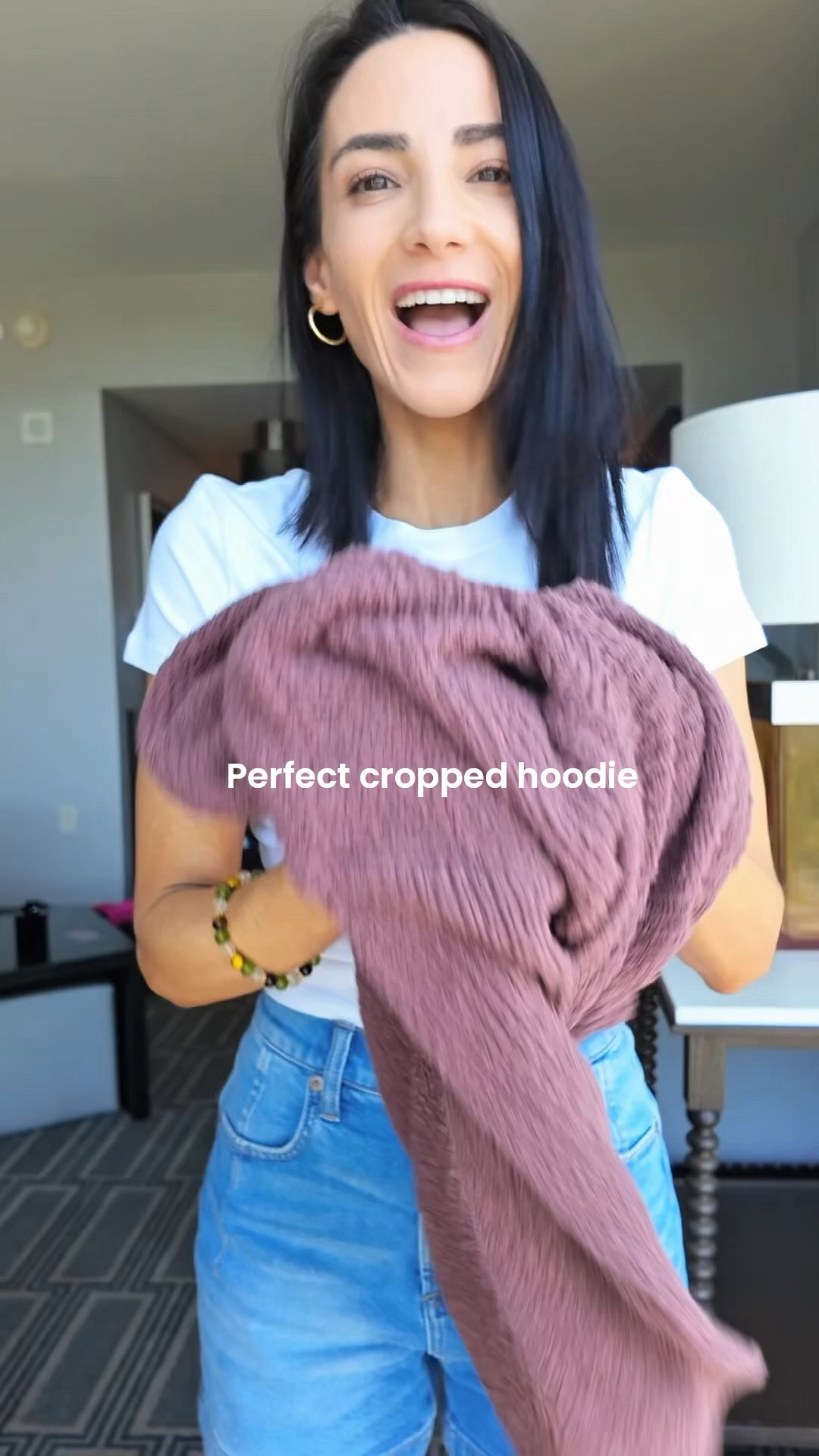 Billabong cropped hoodie — almost didn’t buy it and i’m so glad i didn’t listen to myself

#LTKootd #LTKPetite