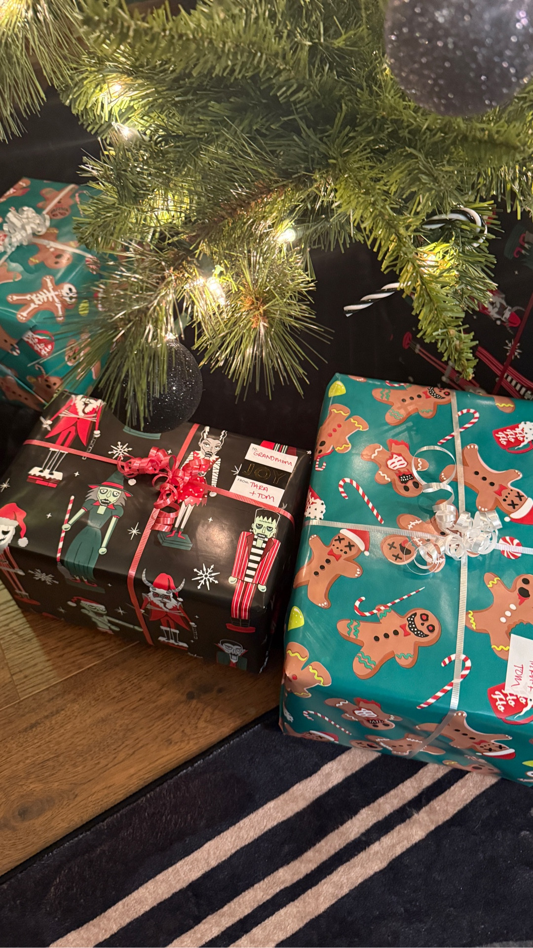 My wrapping paper is from soooky cat press but sharing some other options!

#LTKvlog #LTKHoliday #LTKdayinmylife