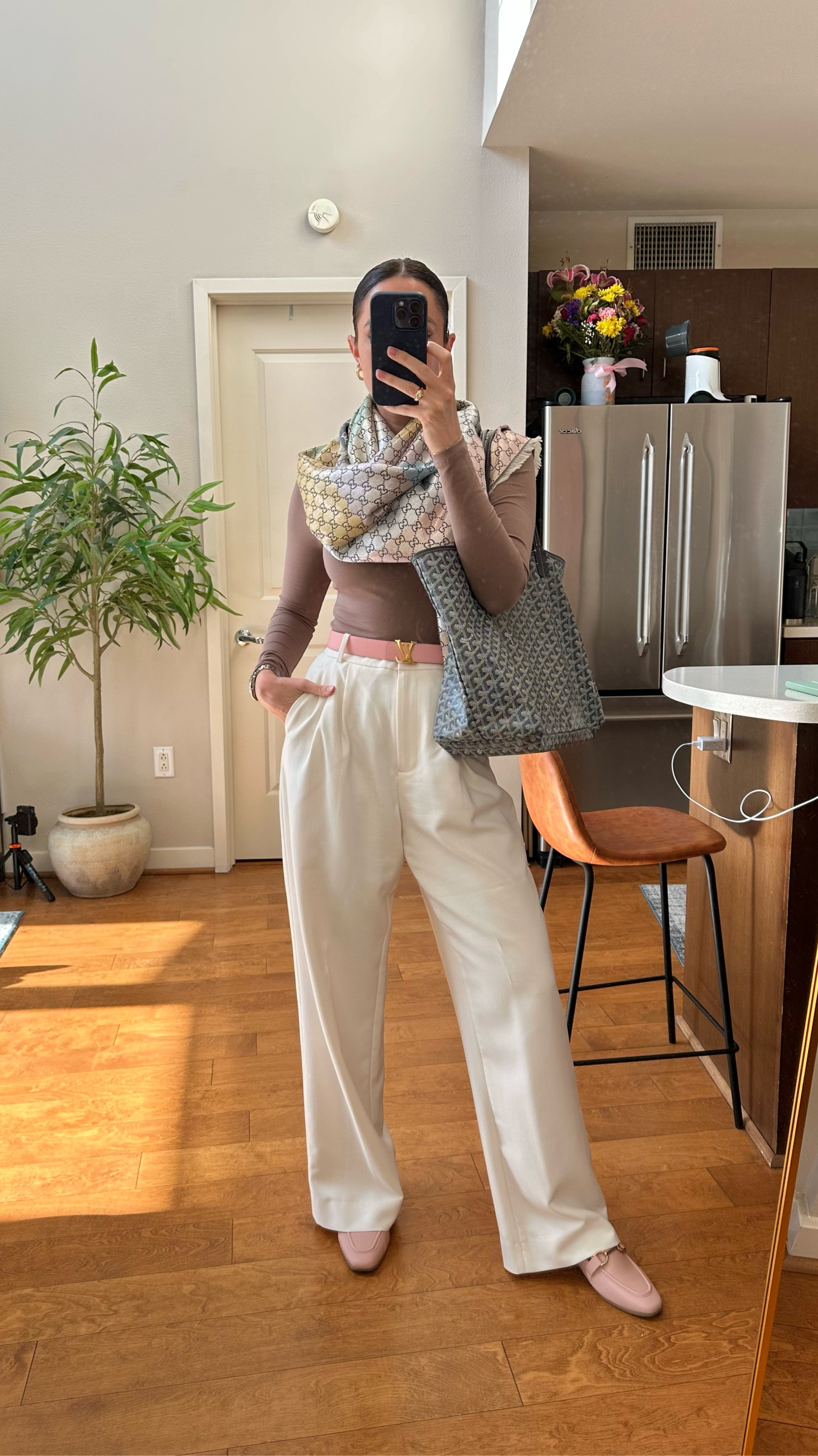 Pleated pants 26R
Designer belt
Goyard St. Louis tote bag
Pink loafers 7.5
Bodysuit XS