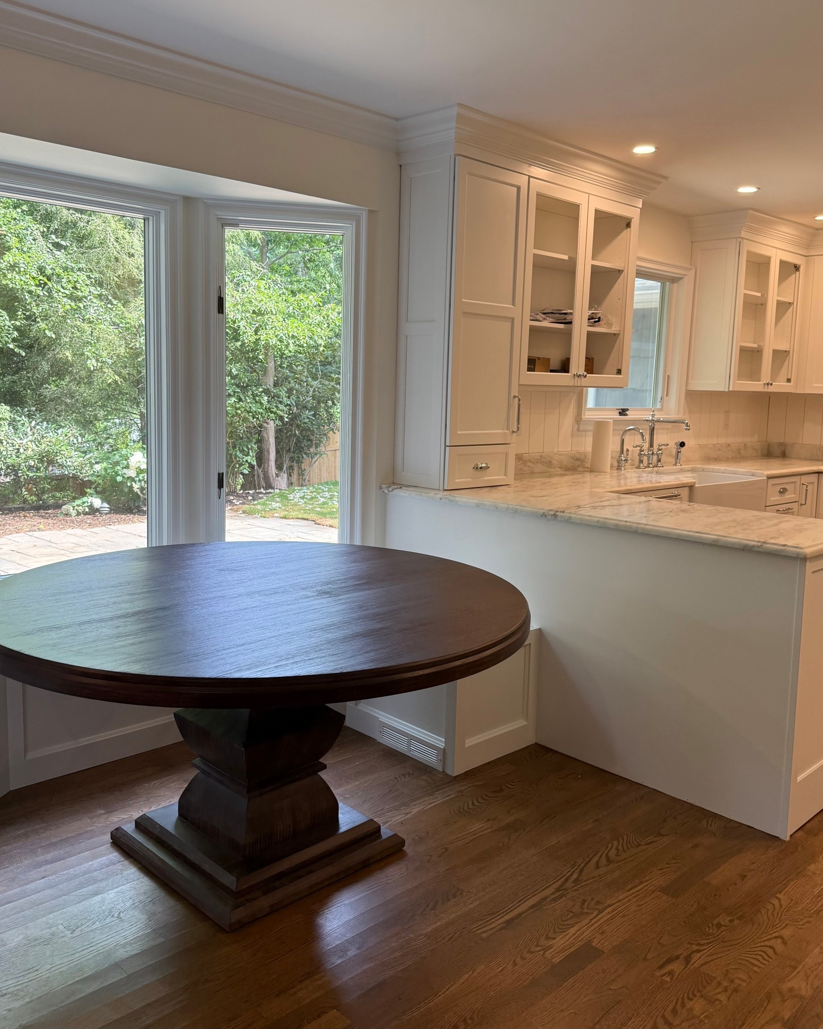 Ballard Designs Andrew Pedestal Dining Table 
Round kitchen table 


#LTKHome