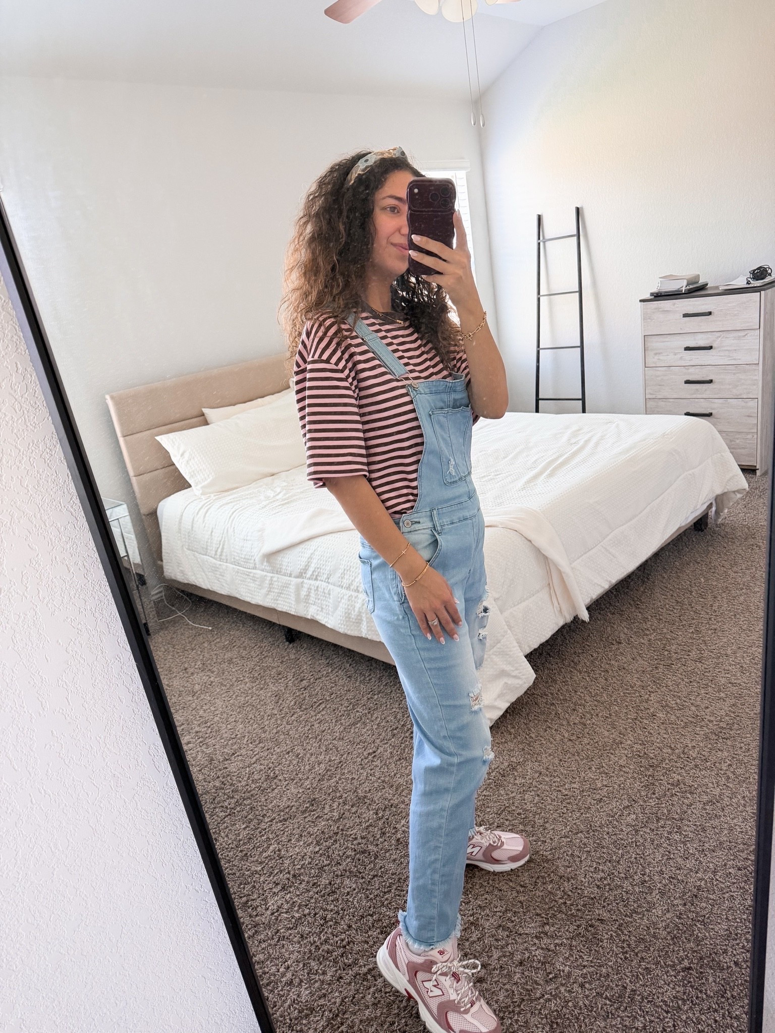 can y’all tell i’m loving burgundy lately 🩷♥️🤎 here’s my casual outfit of the day

#LTKootd #LTKSeasonal #LTKgrwm