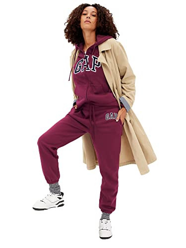 GAP Womens Logo Fleece Joggers Sweatpants, Ruby Wine, X-Small US | Amazon (US)