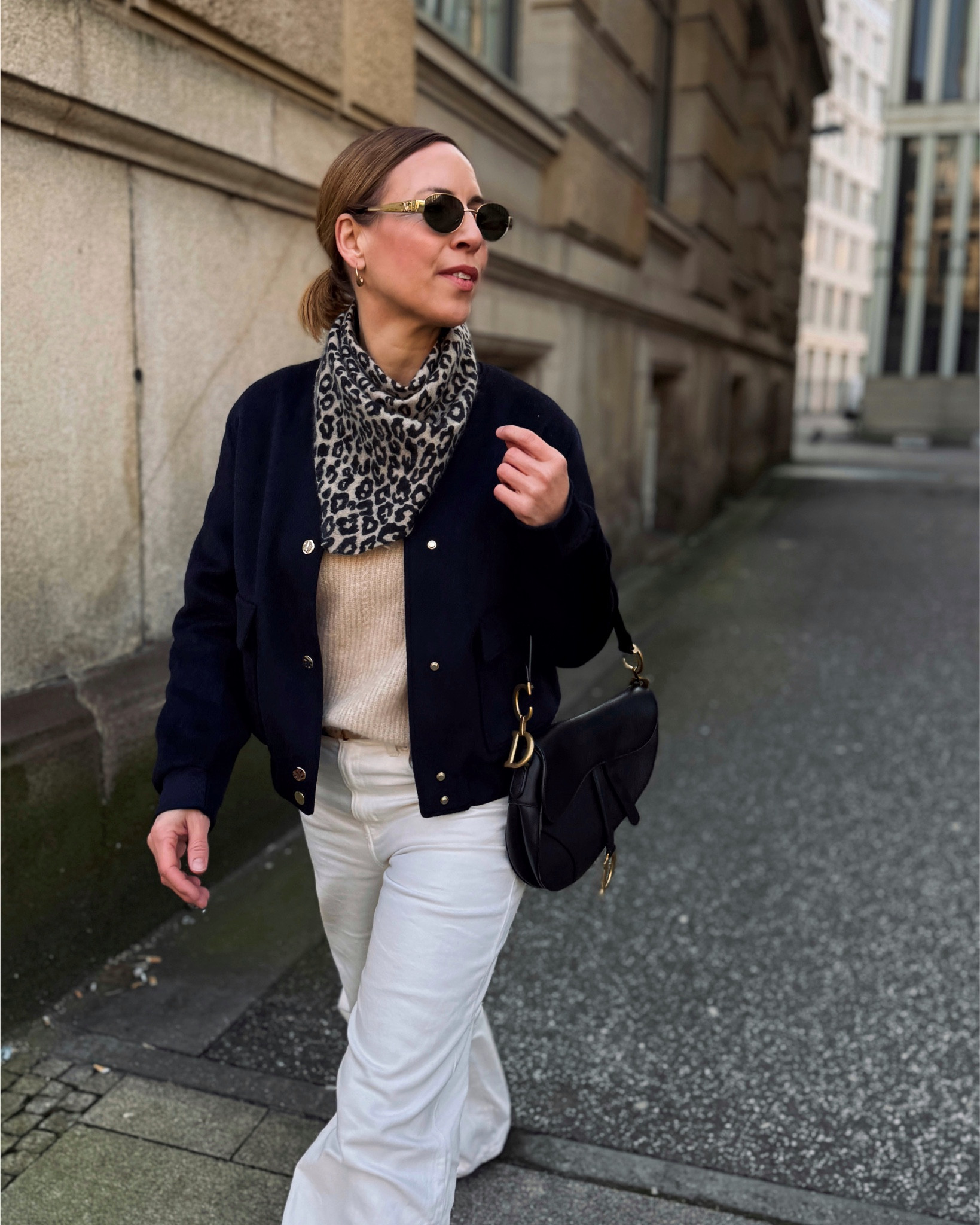 Frühlingsoutfit: Bomberjacke & wide leg Jeans

#LTKstyletip #LTKdeutschland #LTKFashionMonth