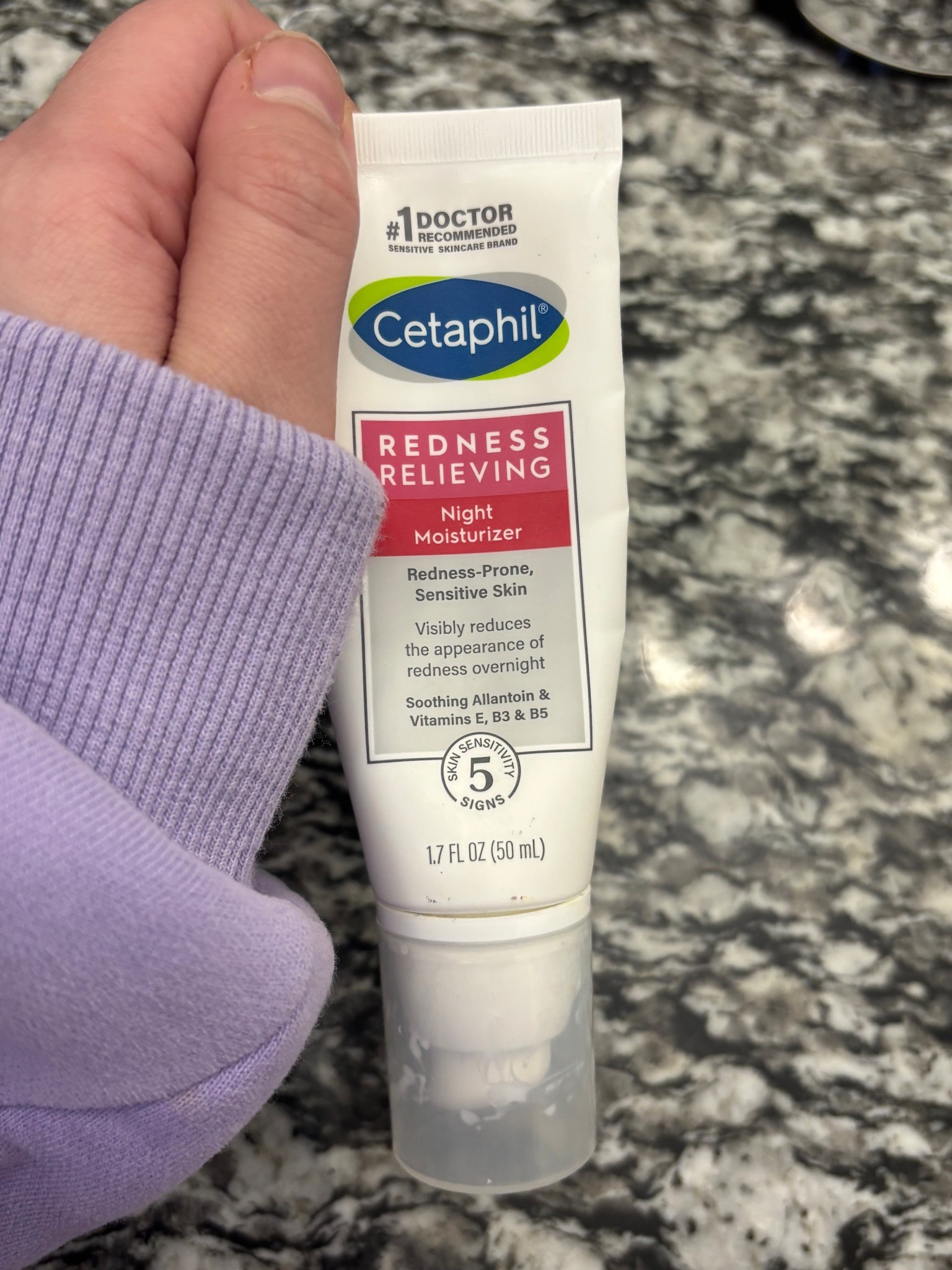 ✨ Calm, soothe, and hydrate! 

Cetaphil’s Face Redness Moisturizer is designed to reduce the look of redness while providing lightweight, lasting hydration. Gentle on sensitive skin, it helps restore the skin barrier and leaves your complexion soft, even, and comfortable all day long! 

#Cetaphil 

#LTKFindsUnder50 #LTKBeauty