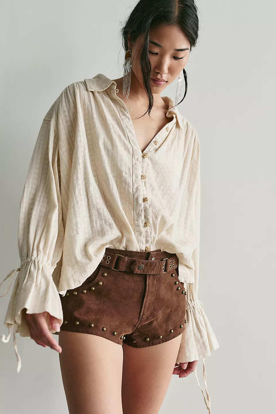 If you’re building your dream country concert outfit, think Free People energy all the way 🤠 Flowy silhouettes, soft florals, and a little bit of edge with denim shorts or a leather belt. I’m obsessed with how effortless these outfits feel while still looking put together. Add boots, a fringe bag, and messy waves and you’re ready. It’s giving carefree, confident, and totally main character. Perfect for long nights, loud music, and unforgettable memories 💫
#ConcertOutfits #BohoStyle #CountryStyle #FreePeopleVibes #FestivalOutfits #WesternChic #OOTDInspo #LTKStyle #StyleGoals 

 #LTKootd #LTKSeasonal #LTKSaleAlert