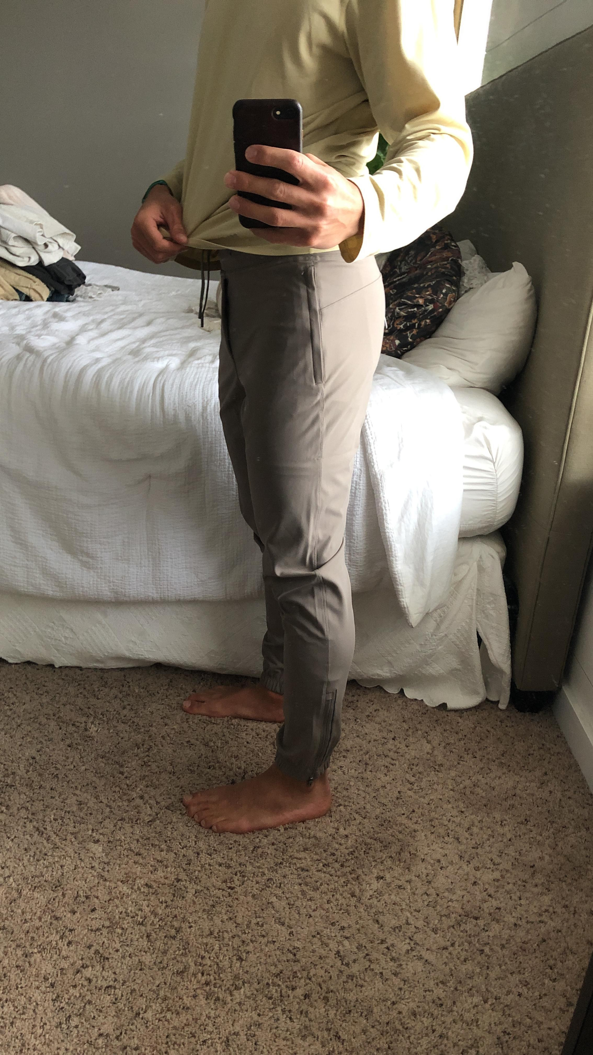 CRZ YOGA Mens 4-Way Stretch Golf Joggers with Pockets 28''/30"/32" - Work Sweatpants Track Gym At... | Amazon (US)