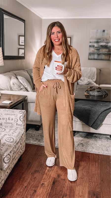 Cozy loungewear from target
Last day to save 30% off 
My UGG slippers are under $60 and they are so cozy: perfect gift idea 

Target deal, cyber Monday, deal, cozy style, comfy style, loungewear style, sleepwear, target style, target, find, barefoot dreams look for less 



#LTKsalealert #LTKGiftGuide #LTKCyberweek