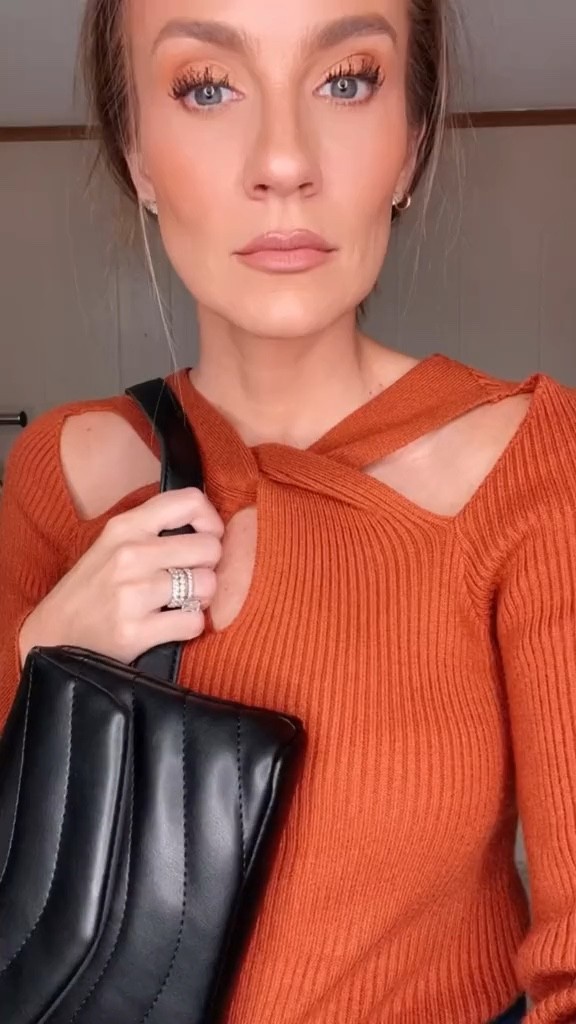 21 days of Amazon outfits day ✌🏼
Wearing small in top, 2 in jeans and shoes run TTS. Sweater is $22 for Prime Early Access Sale! Cutest Fall shoes 😍

#founditonamazon #angelalanter #fallshoes

#LTKshoecrush #LTKSeasonal #LTKsalealert