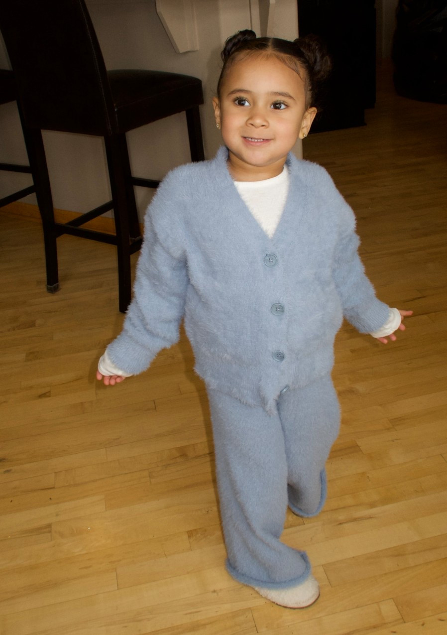 Similar Fluffy Knot sets 