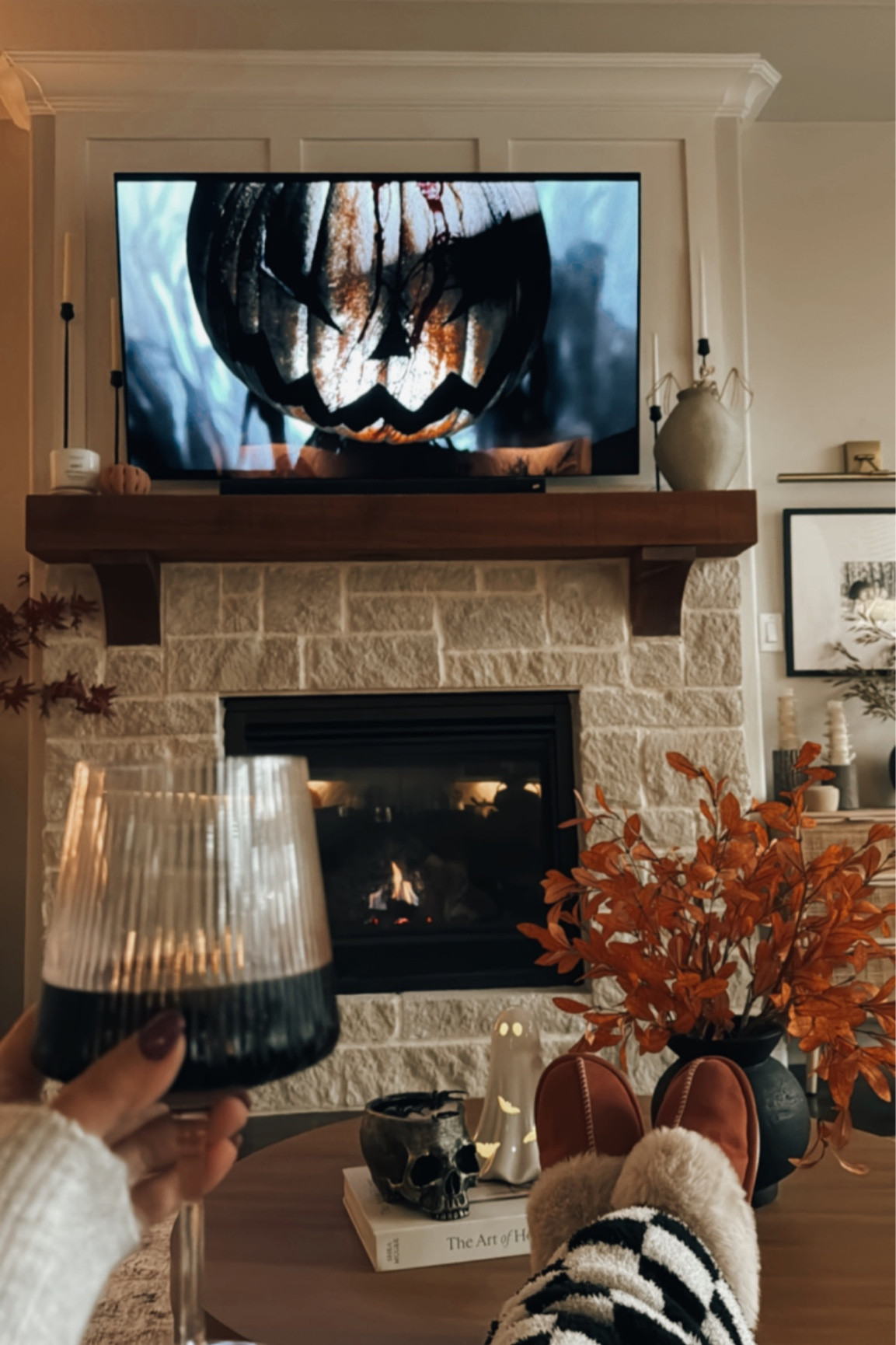 Mood ✌🏼 

#halloween #happyhalloween #halloweendecor #sleepyhollow

#LTKSeasonal #LTKHalloween #LTKhome