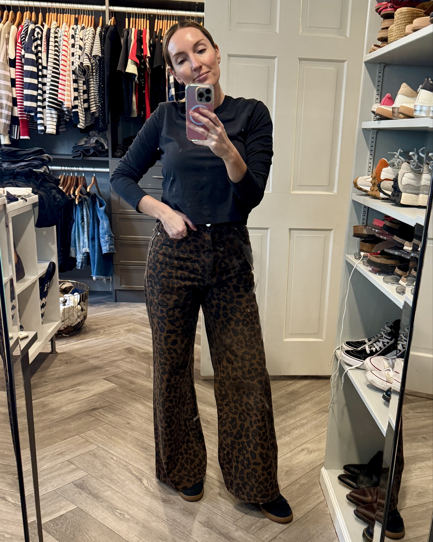 I’m looking for the perfect pair of leopard jeans for a while and these are a great option. Fits TTS!