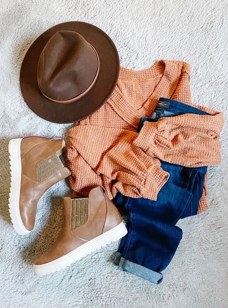 Casual yet chic Thanksgiving outfit idea! Mix and match these oranges and browns to create the perfect look for Fall! 

#LTKSeasonal #LTKfindsunder100 #LTKstyletip