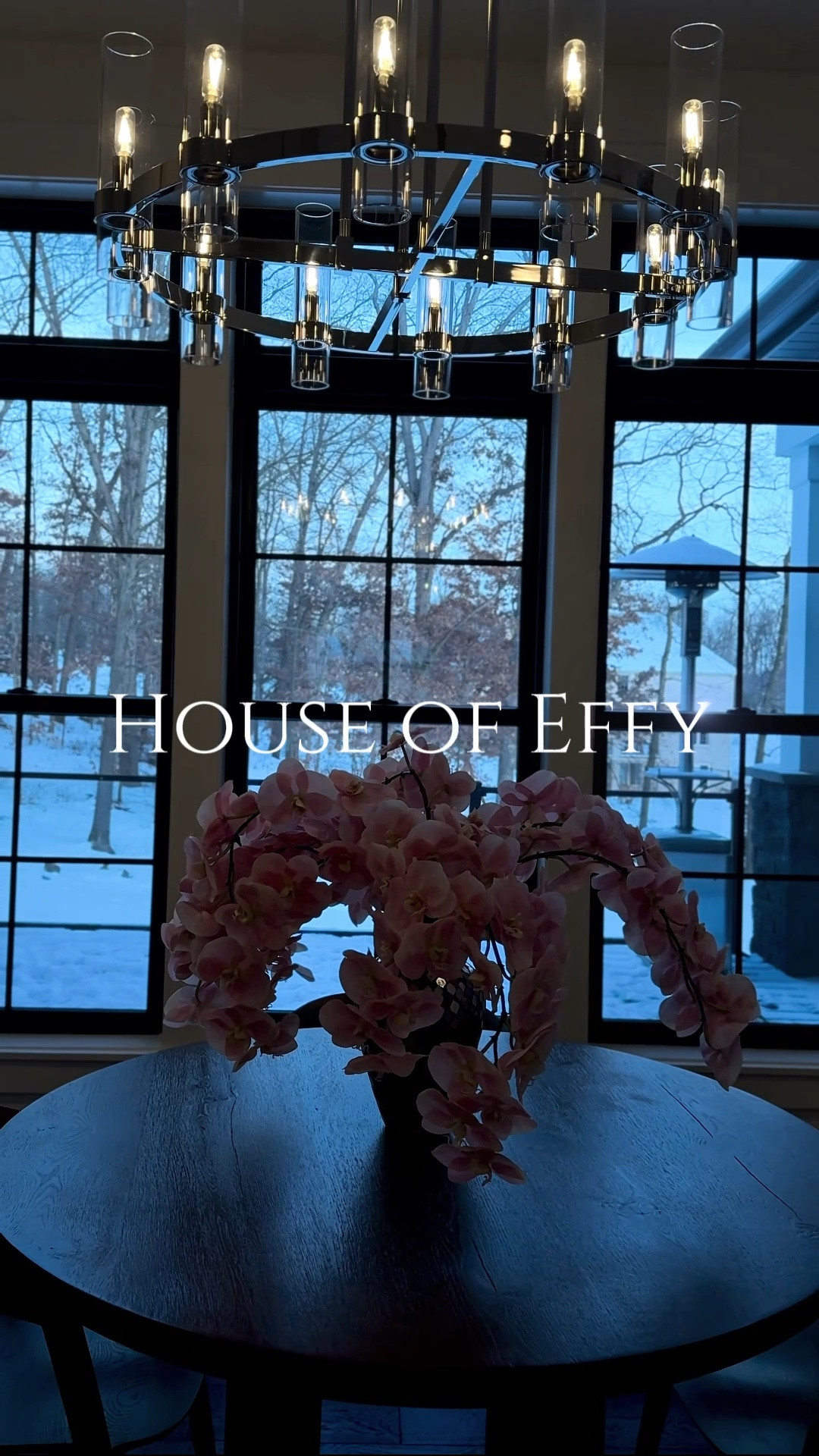 Looking for lighting? Let's talk chandeliers. #Chandeliers #Lighting

#LTKMens #LTKStyleTip #LTKHome