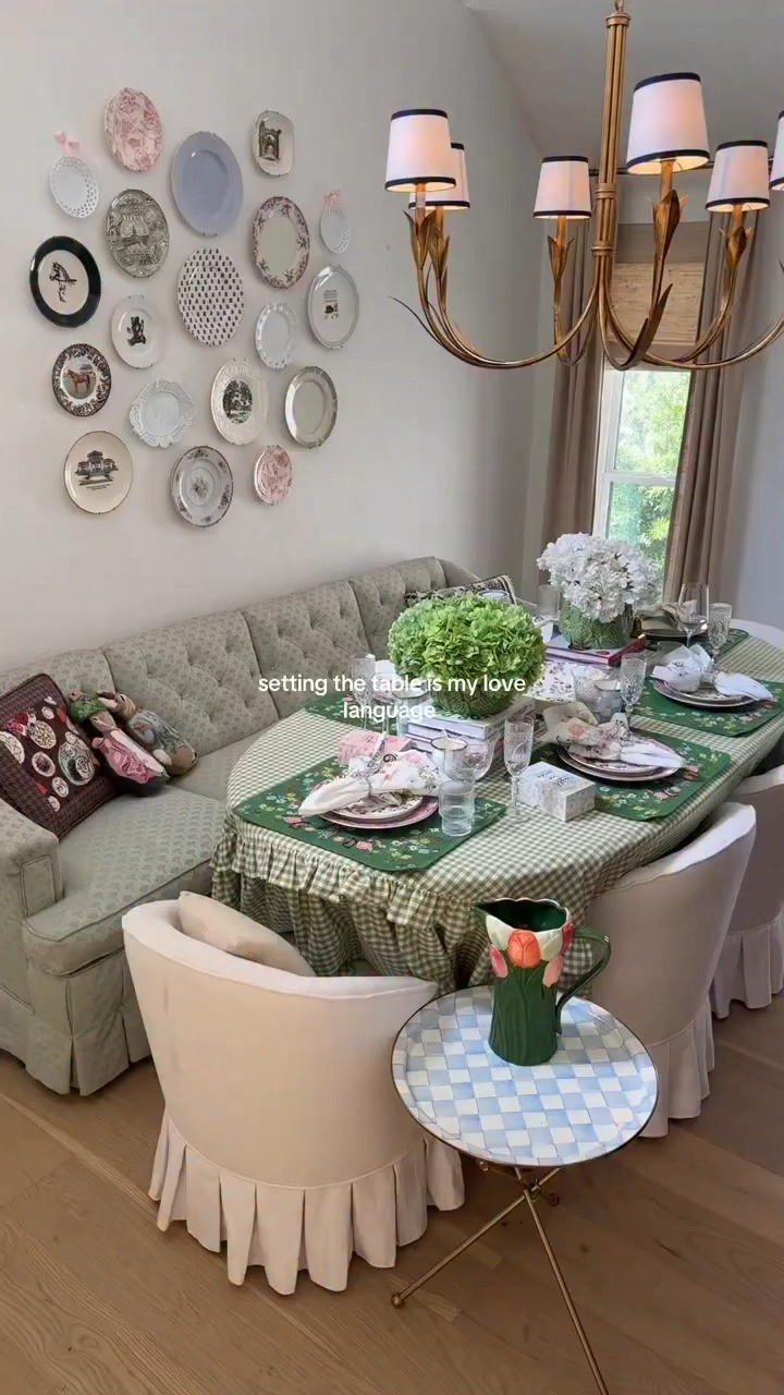 how I set my table for May 🌷👩🏼‍🌾🐓🍋❣️

may tablescape
summer table
hosting
cynthia rowley
pottery barn 

 #LTKvlog #LTKSeasonal #LTKHome