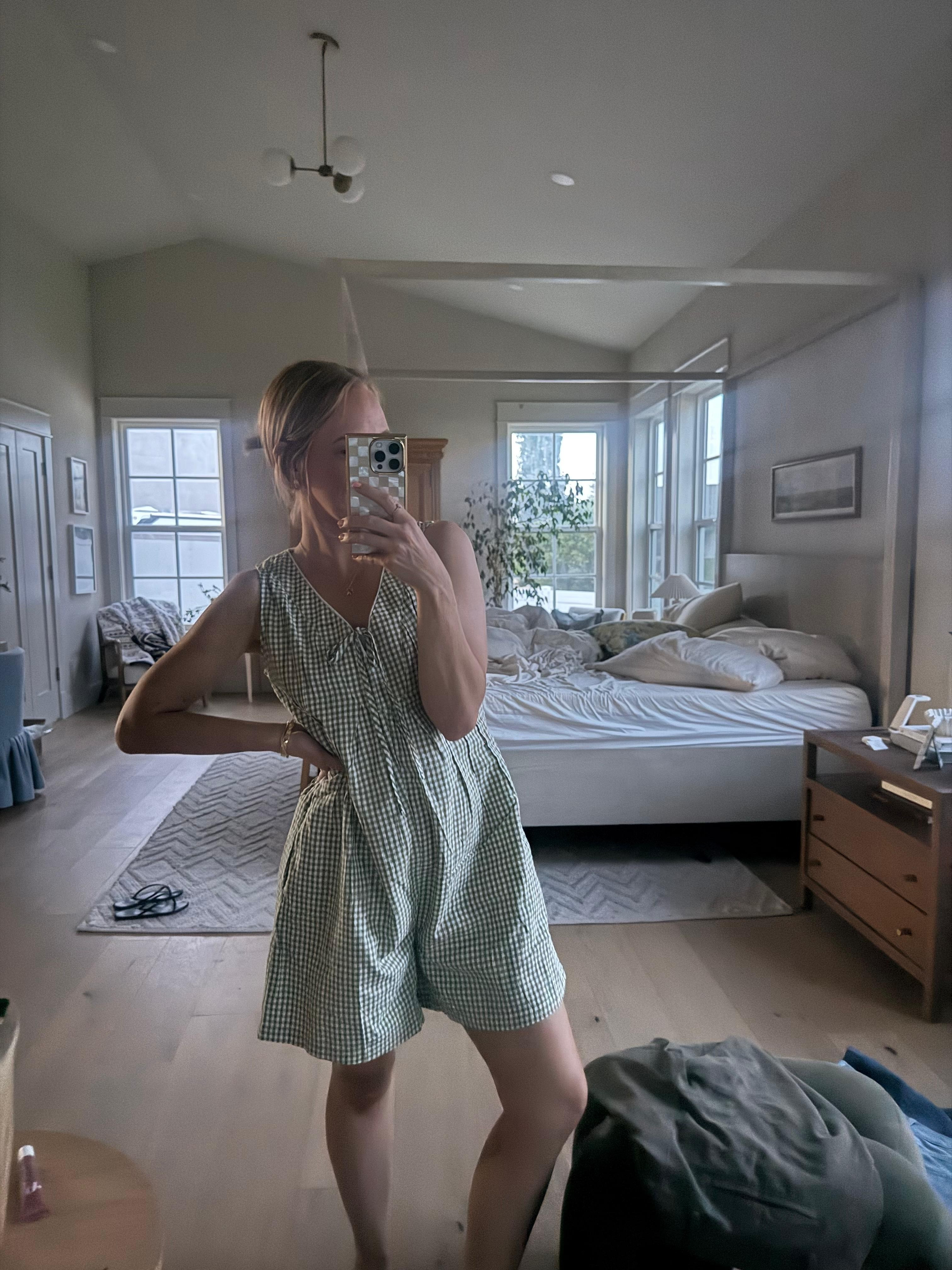 Easiest throw on and go outfit. Feel cute, put together, and still feel as comfy as pajamas.  

 #LTKdayinmylife #LTKgrwm #LTKootd