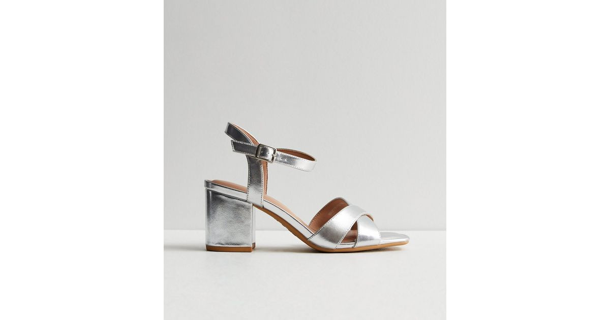Wide Fit Silver Low Block Heel Sandals | New Look | New Look (UK)