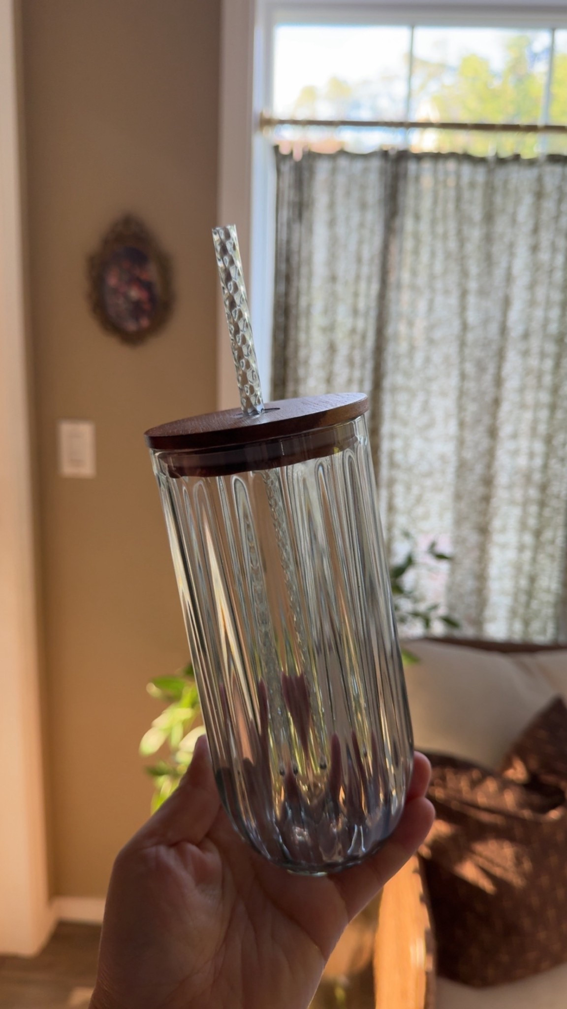 Tumbler with wooden lid and straw