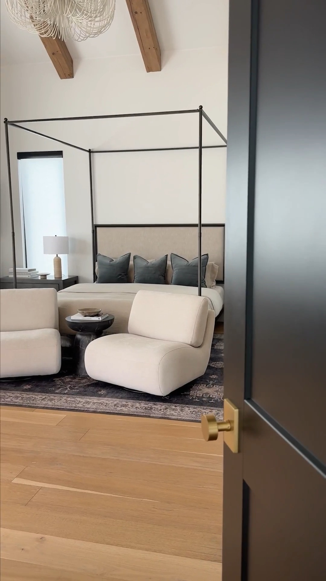 Fall is almost here, and my master bedroom is ready for the season. I’ve added some cozy, modern touches with the help of @allmodern. 

From luxurious bedding to sleek swivel chairs and this stunning travertine floor lamp, creating a space that’s both stylish and comfortable is easier than ever with 

AllModern’s fast and free shipping. Delivered in days, not weeks, so you can start living in your space sooner.

#allmodern #allmodernpartner #modernmadesimple #fallrefresh #cozyvibes #makingfallmodern #modernhome


#LTKHome #LTKSaleAlert #LTKautumn