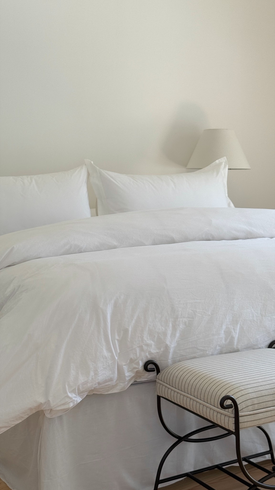 full bedding details! ☁️

#LTKHome #LTKSaleAlert